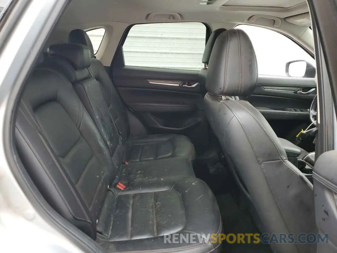 11 fotografías del automóvil dañado JM3KFADM7M1339081 MAZDA CX-5 2021