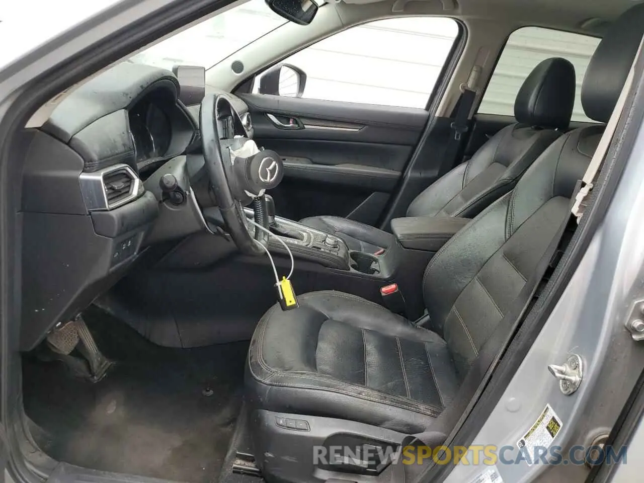 7 fotografías del automóvil dañado JM3KFADM7M1339081 MAZDA CX-5 2021