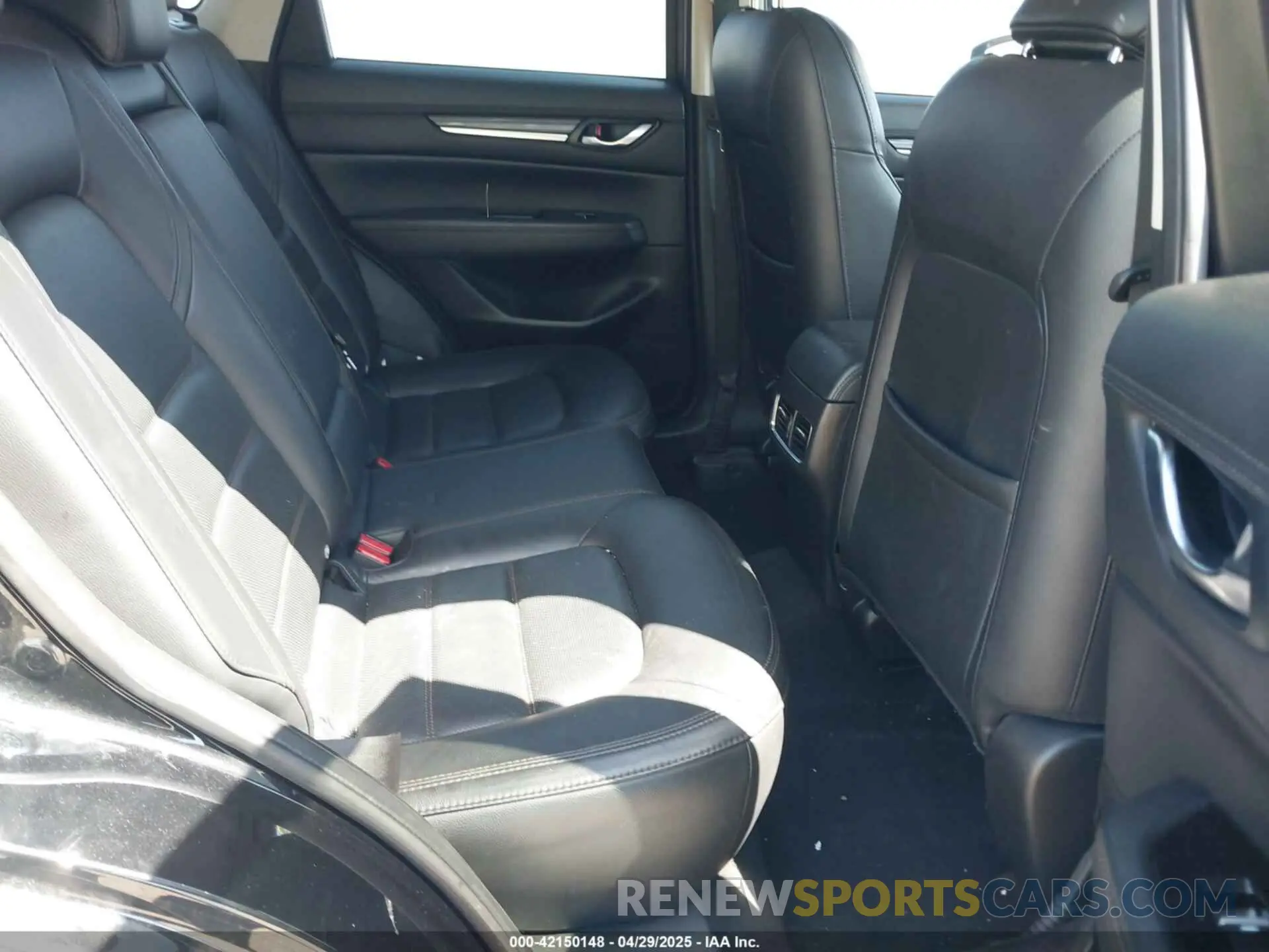 8 fotografías del automóvil dañado JM3KFADM8M1321527 MAZDA CX-5 2021