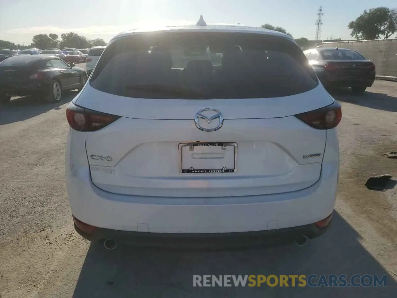 6 fotografías del automóvil dañado JM3KFADM9M0402185 MAZDA CX-5 2021