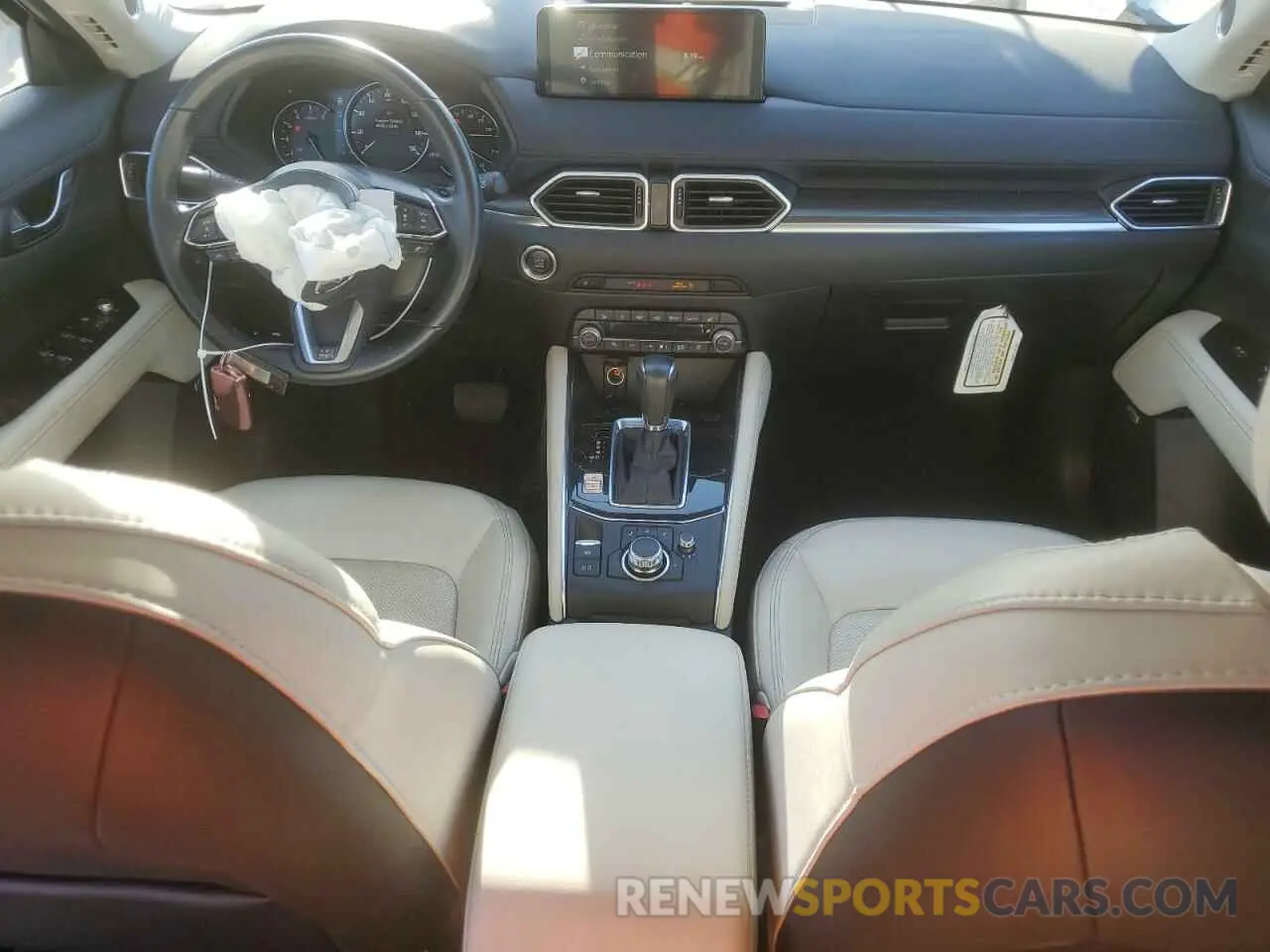 8 fotografías del automóvil dañado JM3KFADM9M0402185 MAZDA CX-5 2021