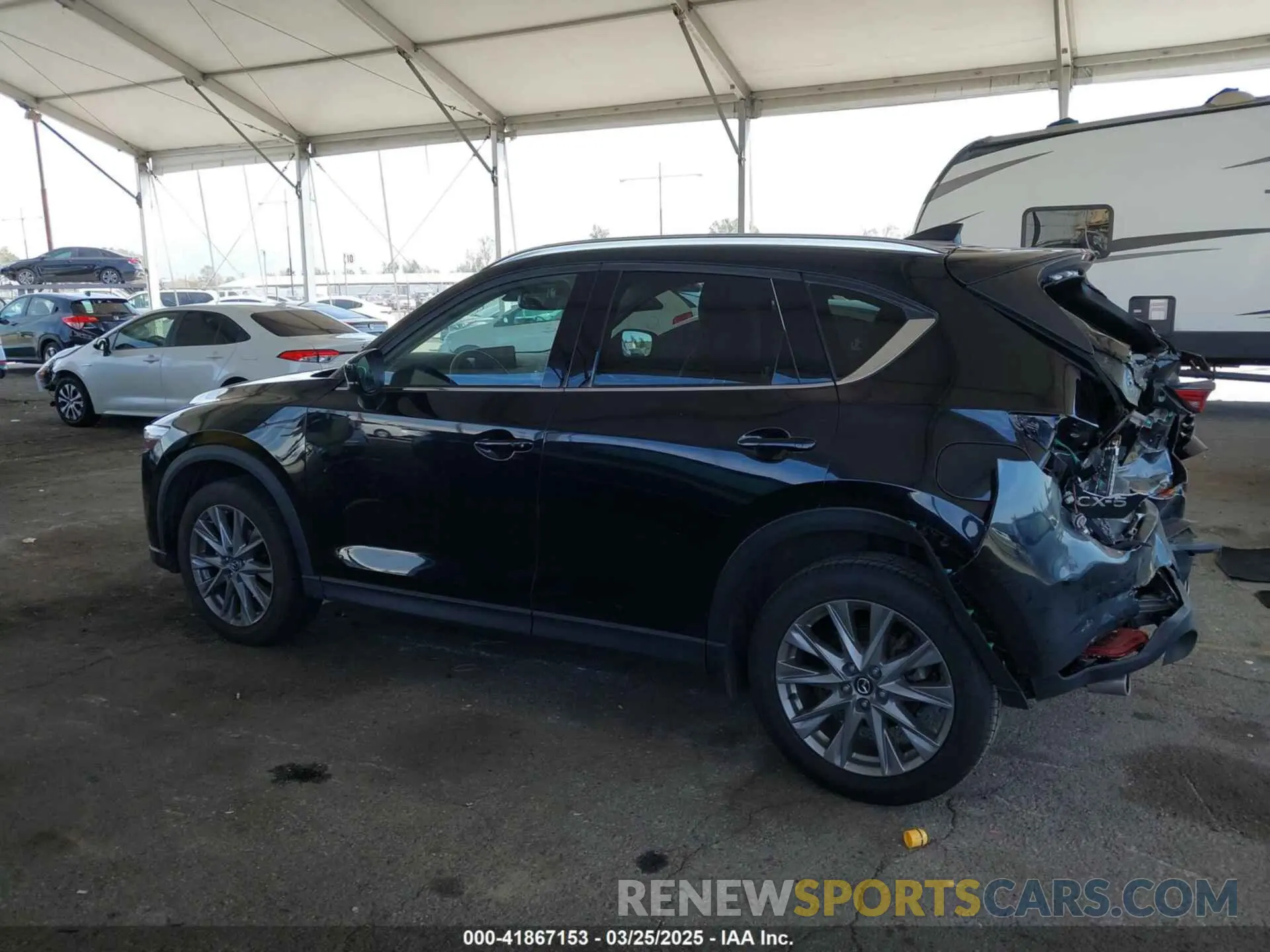 14 fotografías del automóvil dañado JM3KFADMXM1342413 MAZDA CX-5 2021