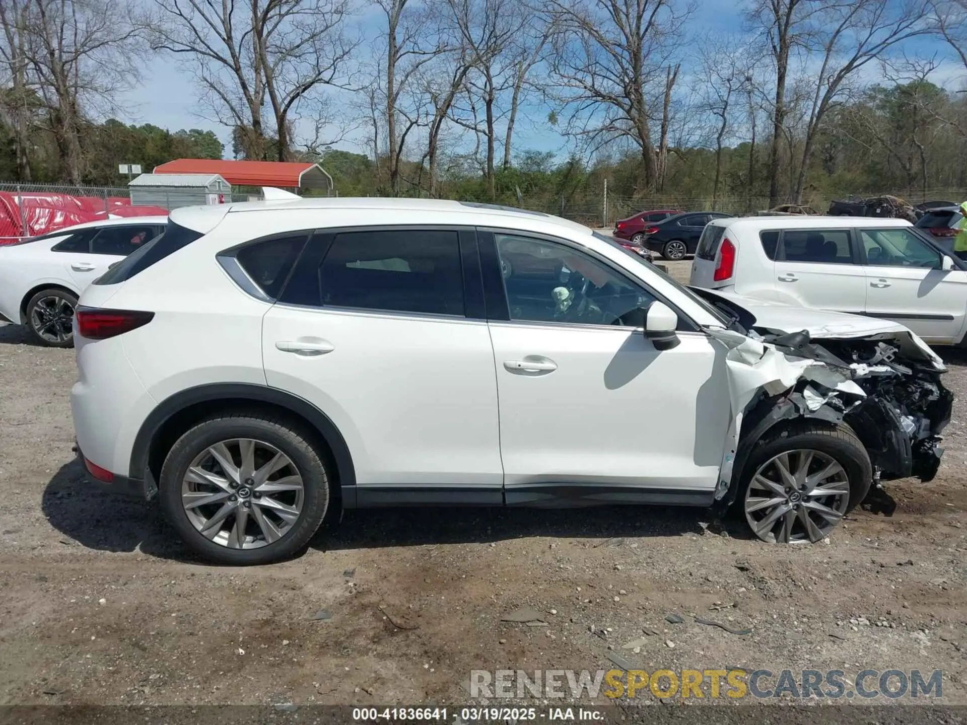12 fotografías del automóvil dañado JM3KFBAY2M0452651 MAZDA CX-5 2021