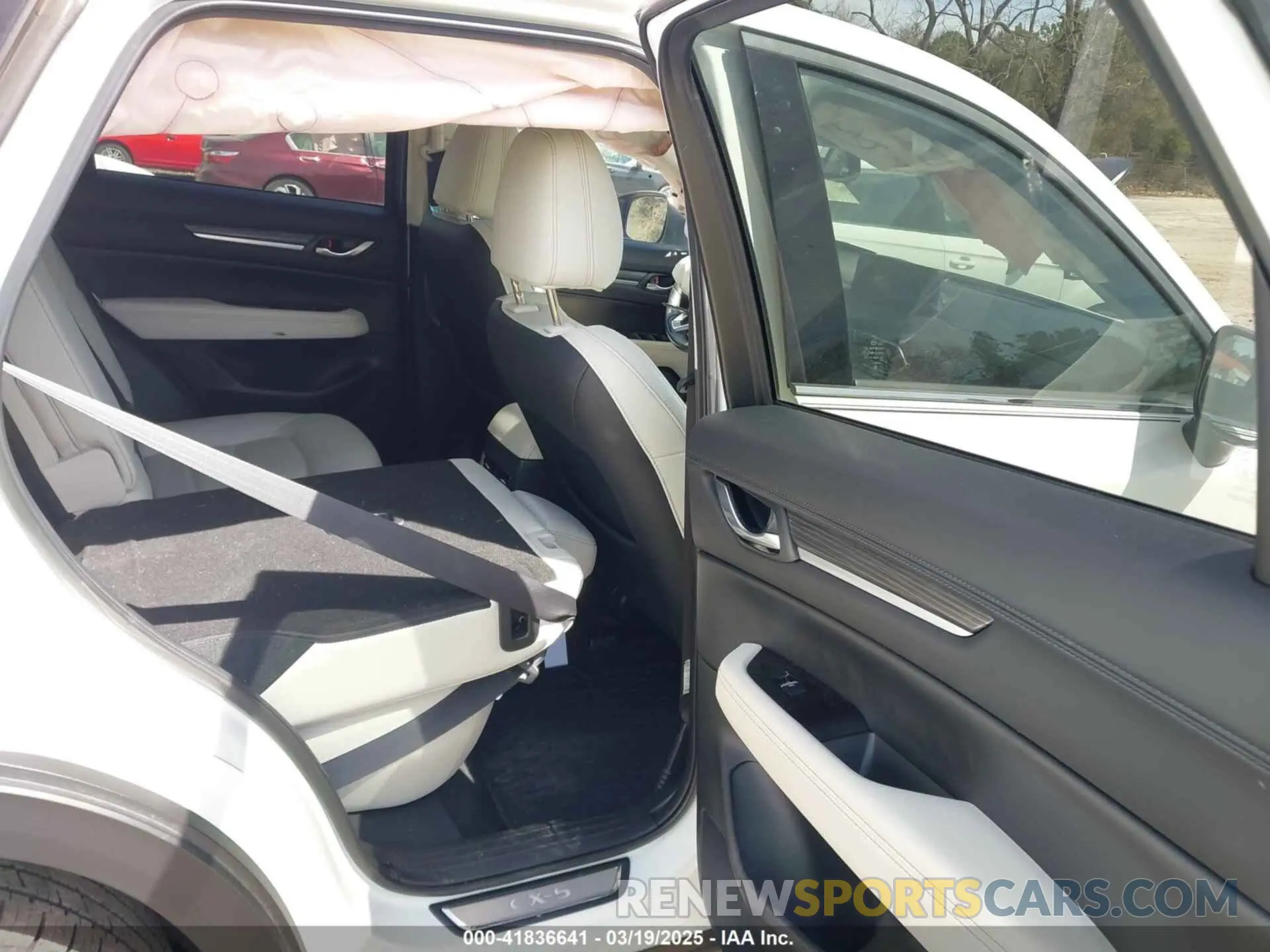8 fotografías del automóvil dañado JM3KFBAY2M0452651 MAZDA CX-5 2021