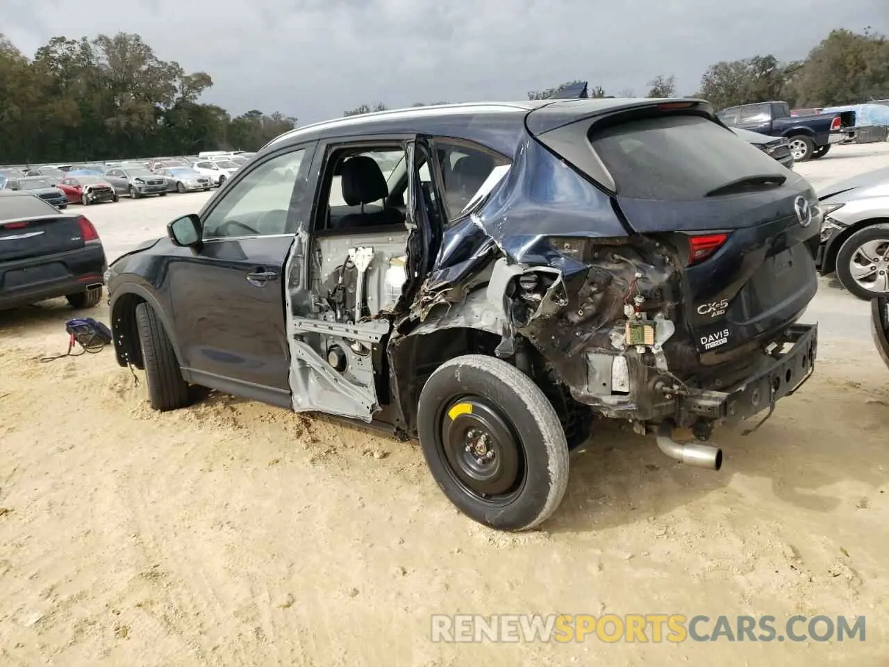 2 fotografías del automóvil dañado JM3KFBAY4M0433972 MAZDA CX-5 2021