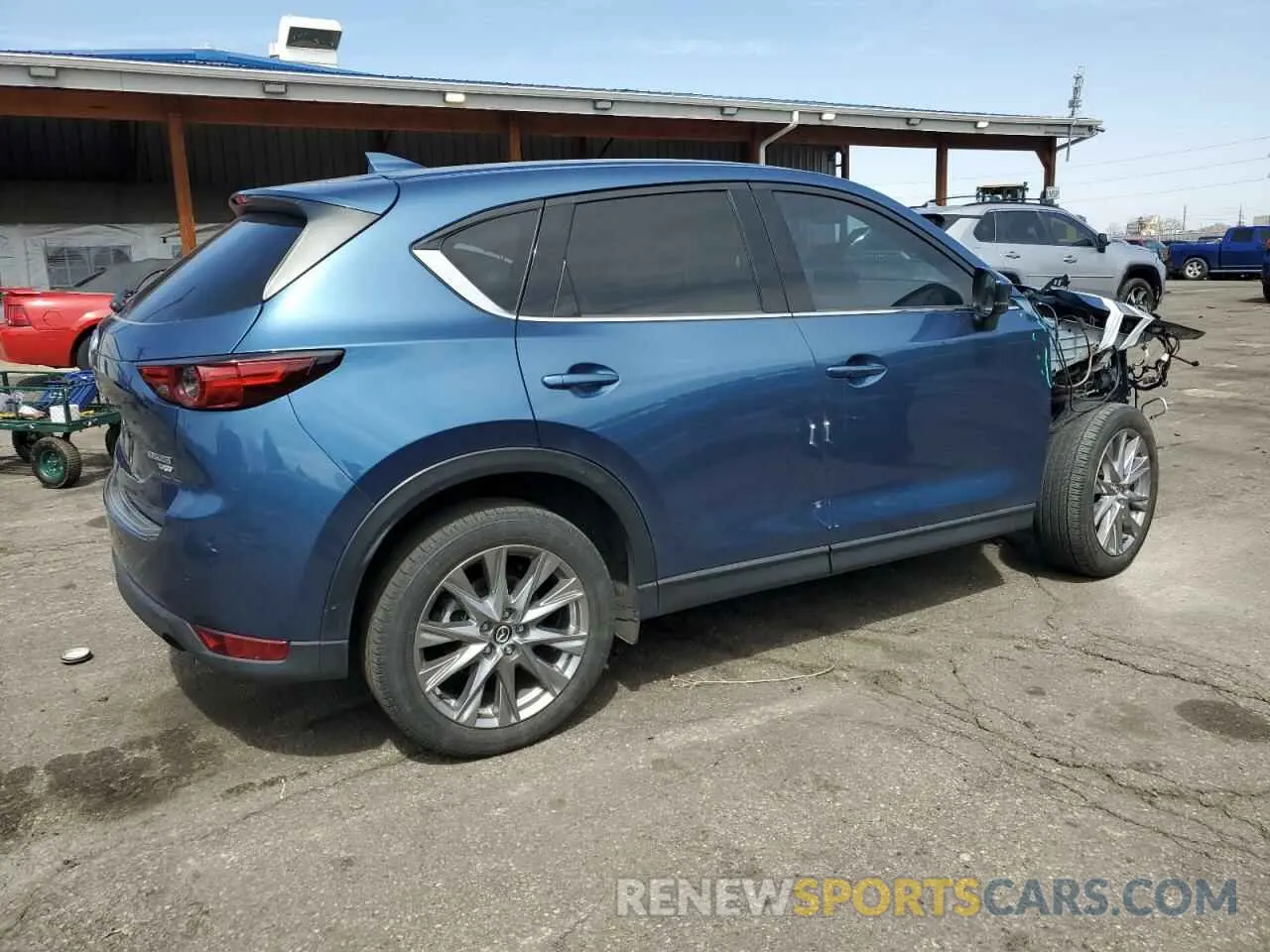3 fotografías del automóvil dañado JM3KFBAY8M0384498 MAZDA CX-5 2021