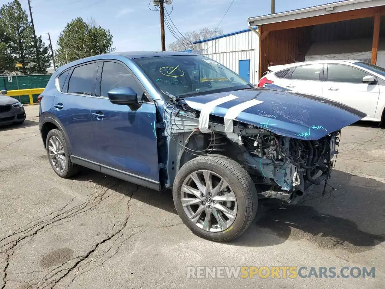 4 fotografías del automóvil dañado JM3KFBAY8M0384498 MAZDA CX-5 2021