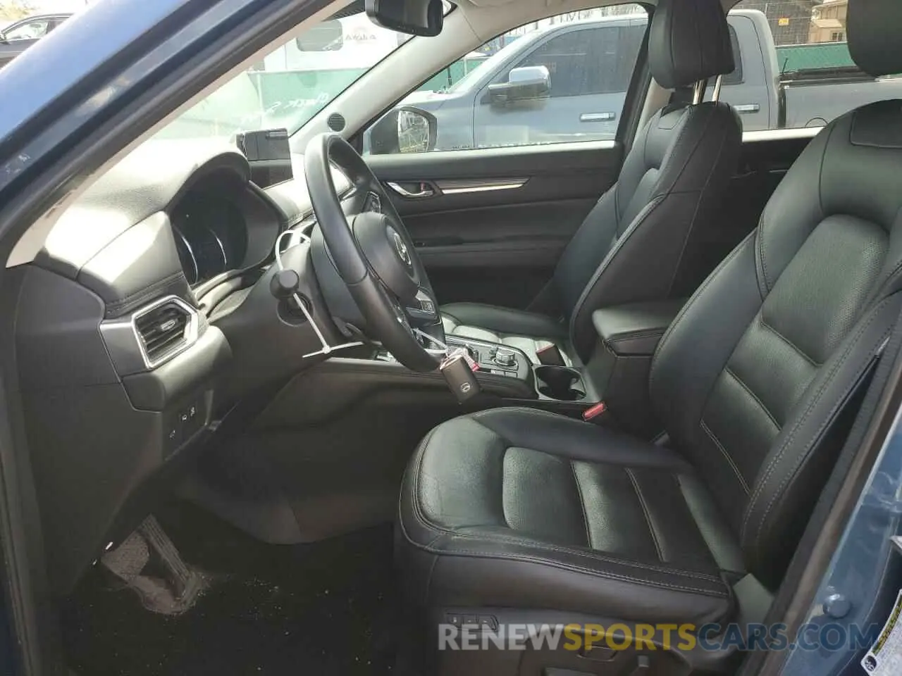 7 fotografías del automóvil dañado JM3KFBAY8M0384498 MAZDA CX-5 2021