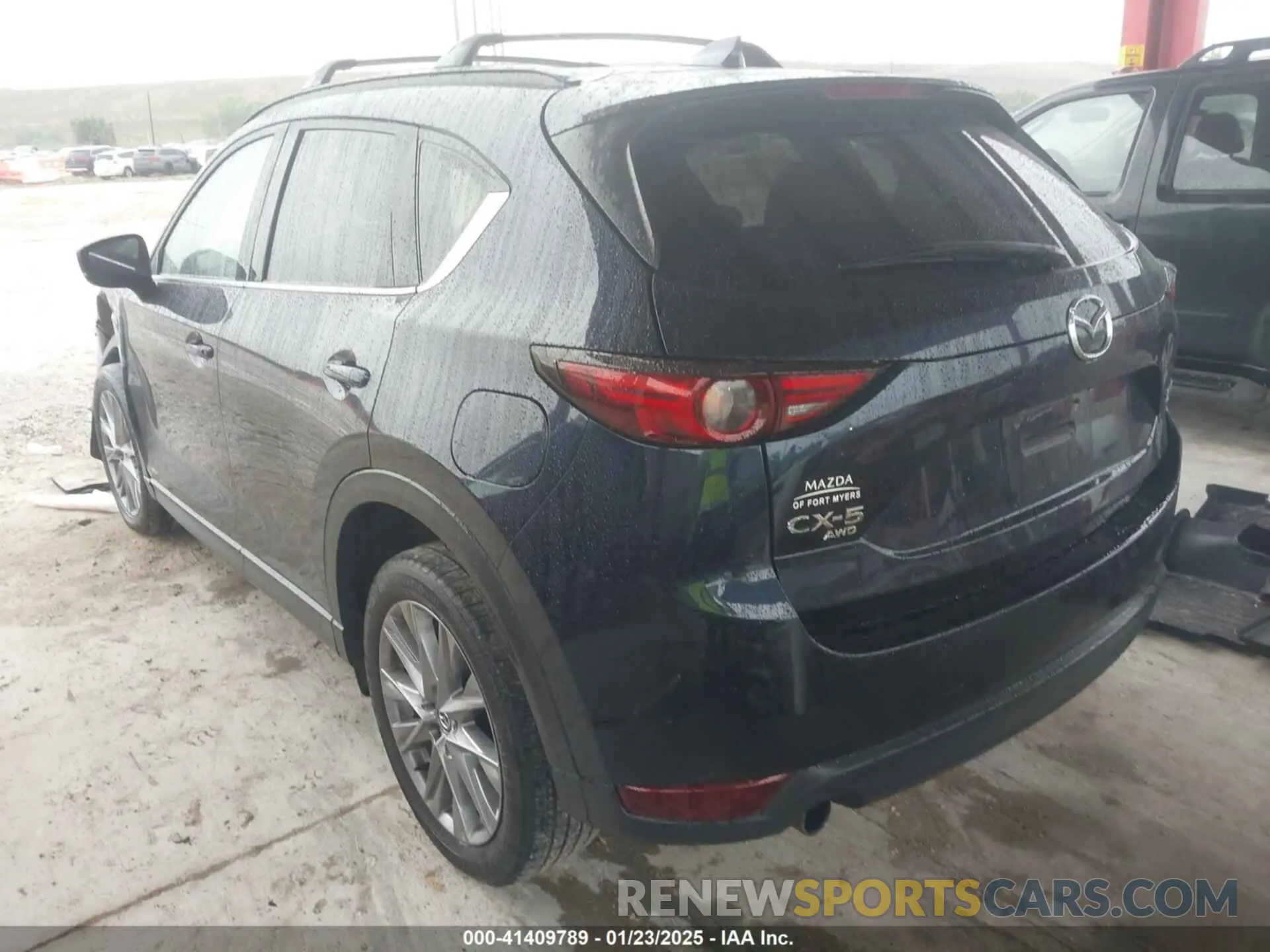 3 fotografías del automóvil dañado JM3KFBAY9M0454042 MAZDA CX-5 2021