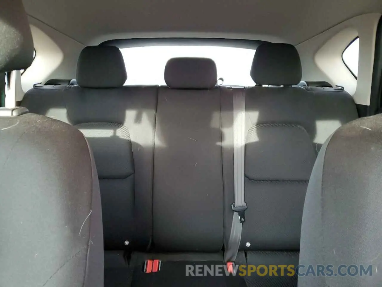 10 fotografías del automóvil dañado JM3KFBBL0M0130903 MAZDA CX-5 2021