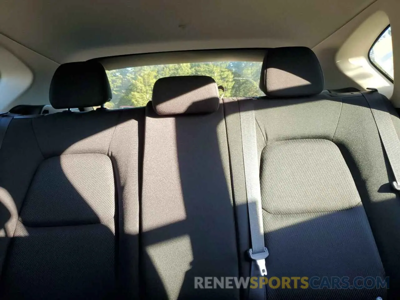 10 fotografías del automóvil dañado JM3KFBBM0M0403122 MAZDA CX-5 2021