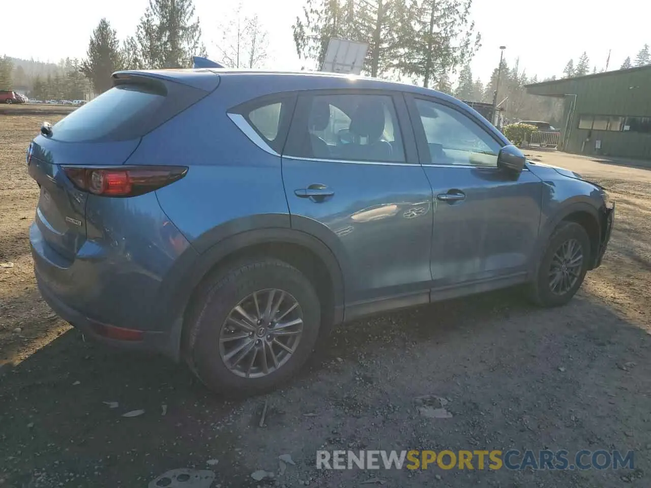 3 fotografías del automóvil dañado JM3KFBBM0M0403122 MAZDA CX-5 2021