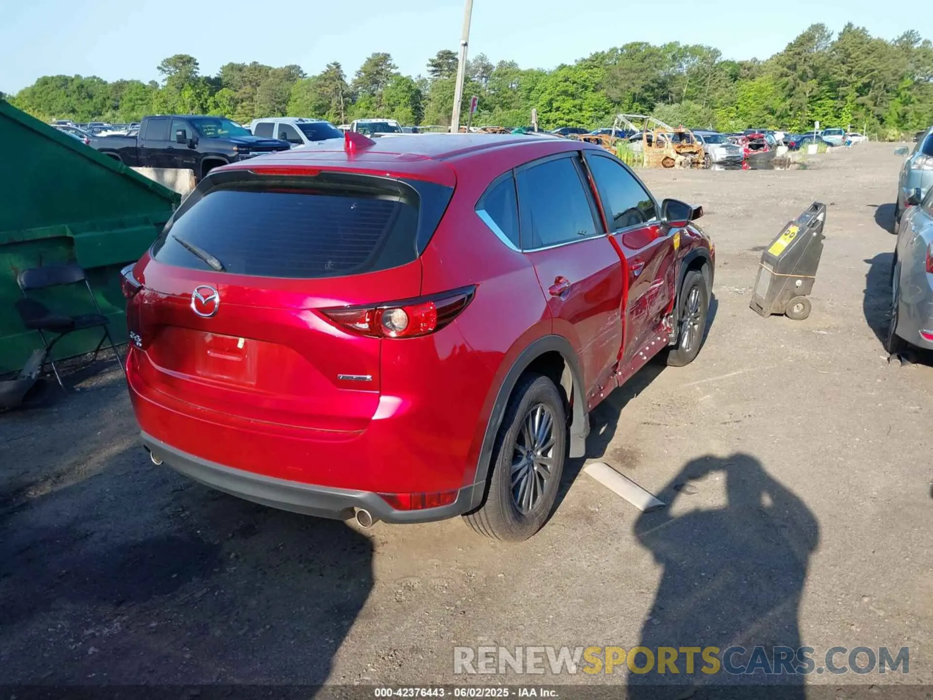 4 fotografías del automóvil dañado JM3KFBBM5M1300255 MAZDA CX-5 2021