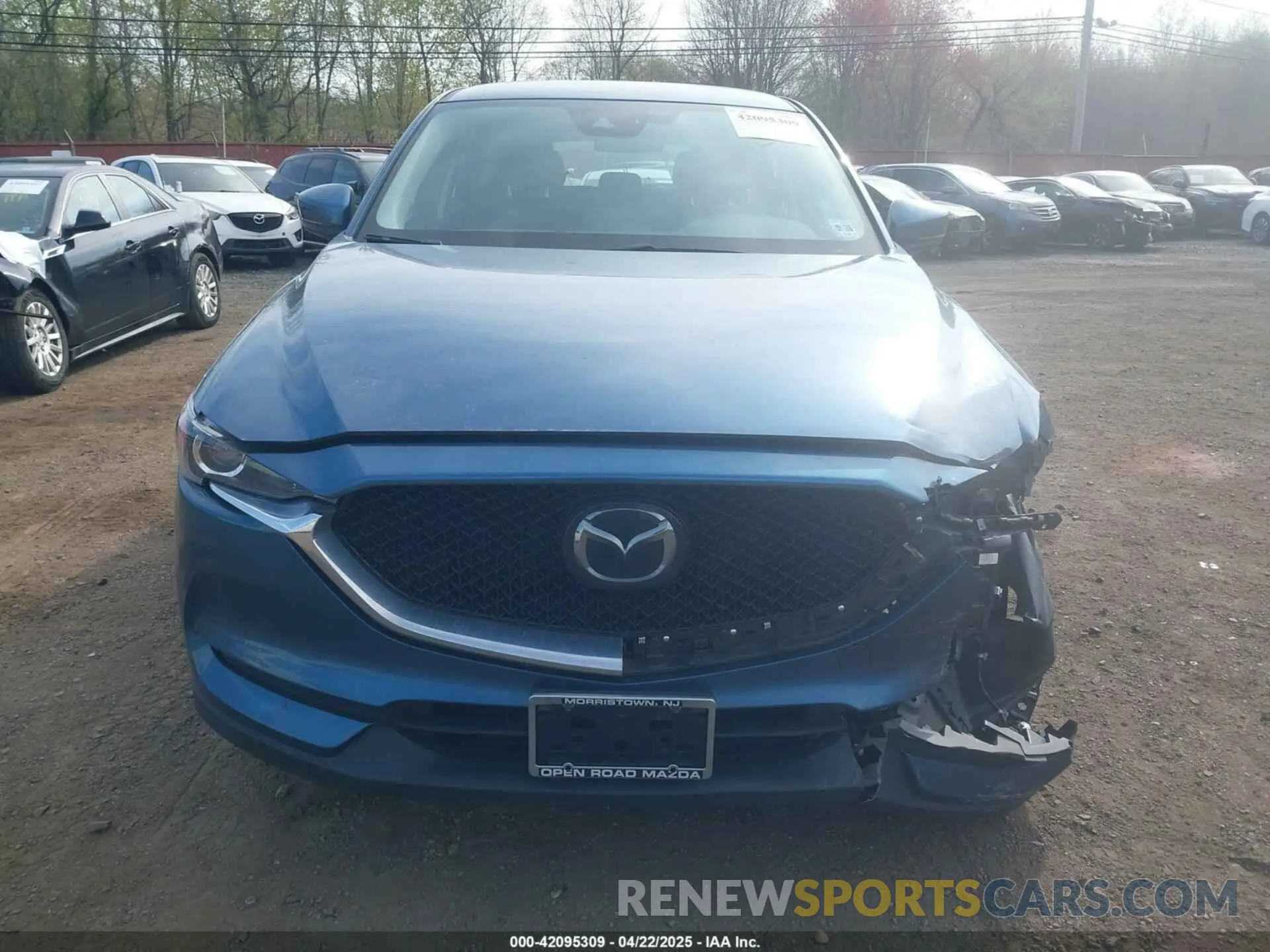 12 fotografías del automóvil dañado JM3KFBBM5M1313765 MAZDA CX-5 2021