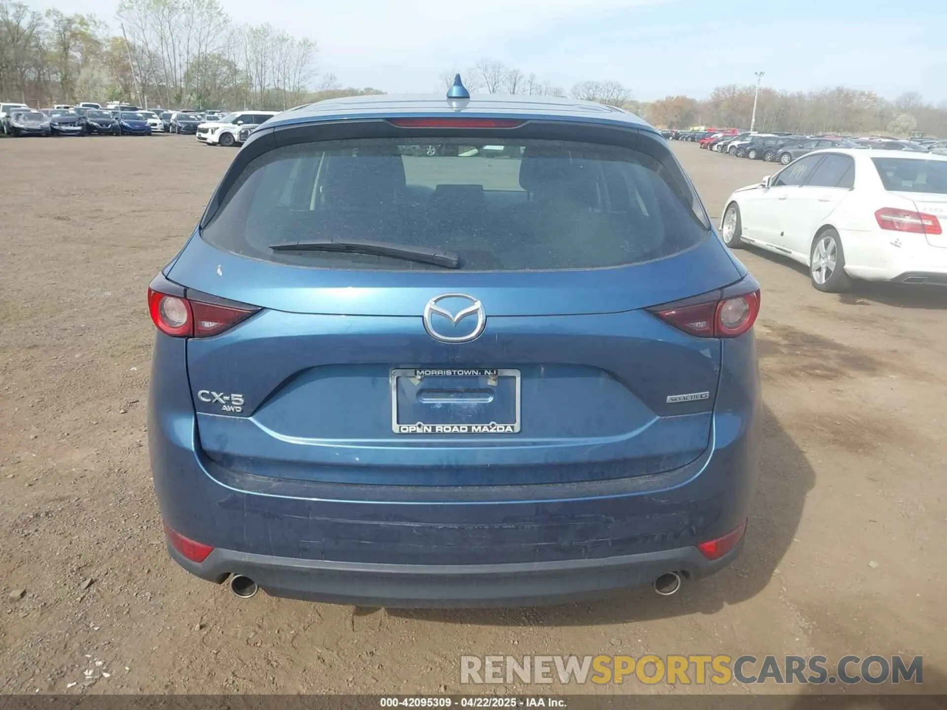 16 fotografías del automóvil dañado JM3KFBBM5M1313765 MAZDA CX-5 2021