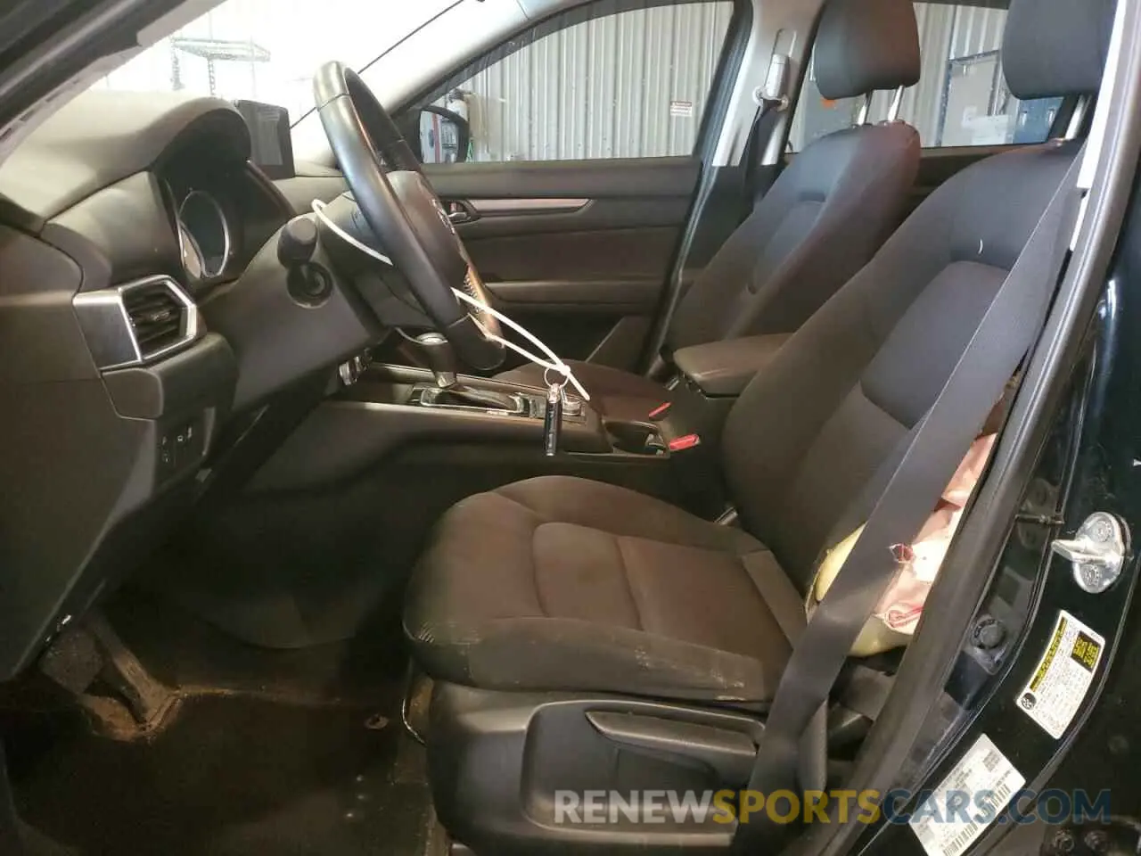 7 fotografías del automóvil dañado JM3KFBBM7M0320111 MAZDA CX-5 2021