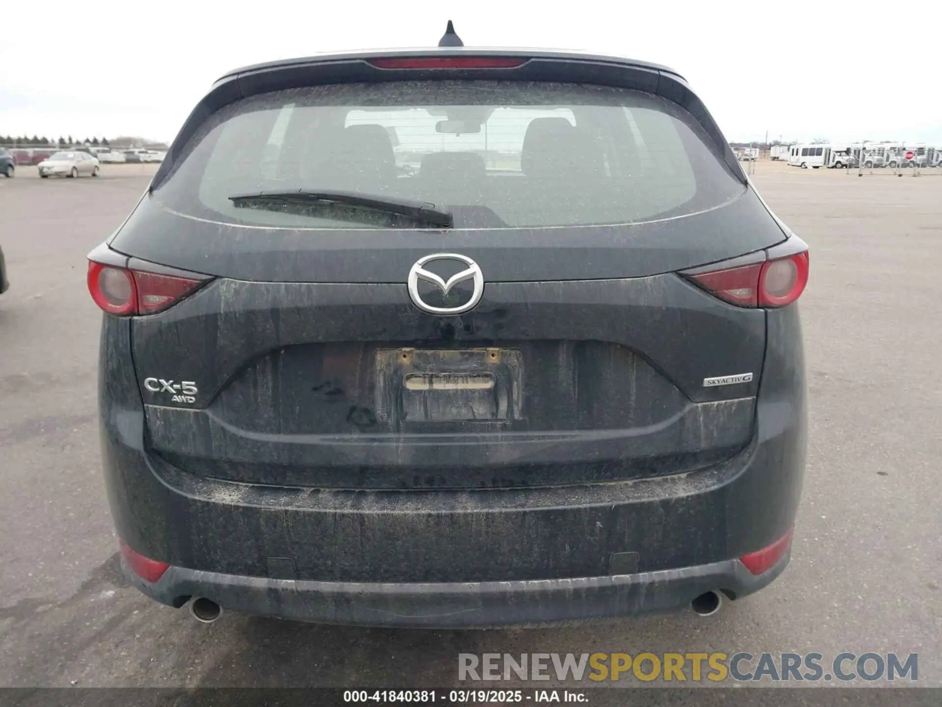 16 fotografías del automóvil dañado JM3KFBBM9M0409422 MAZDA CX-5 2021