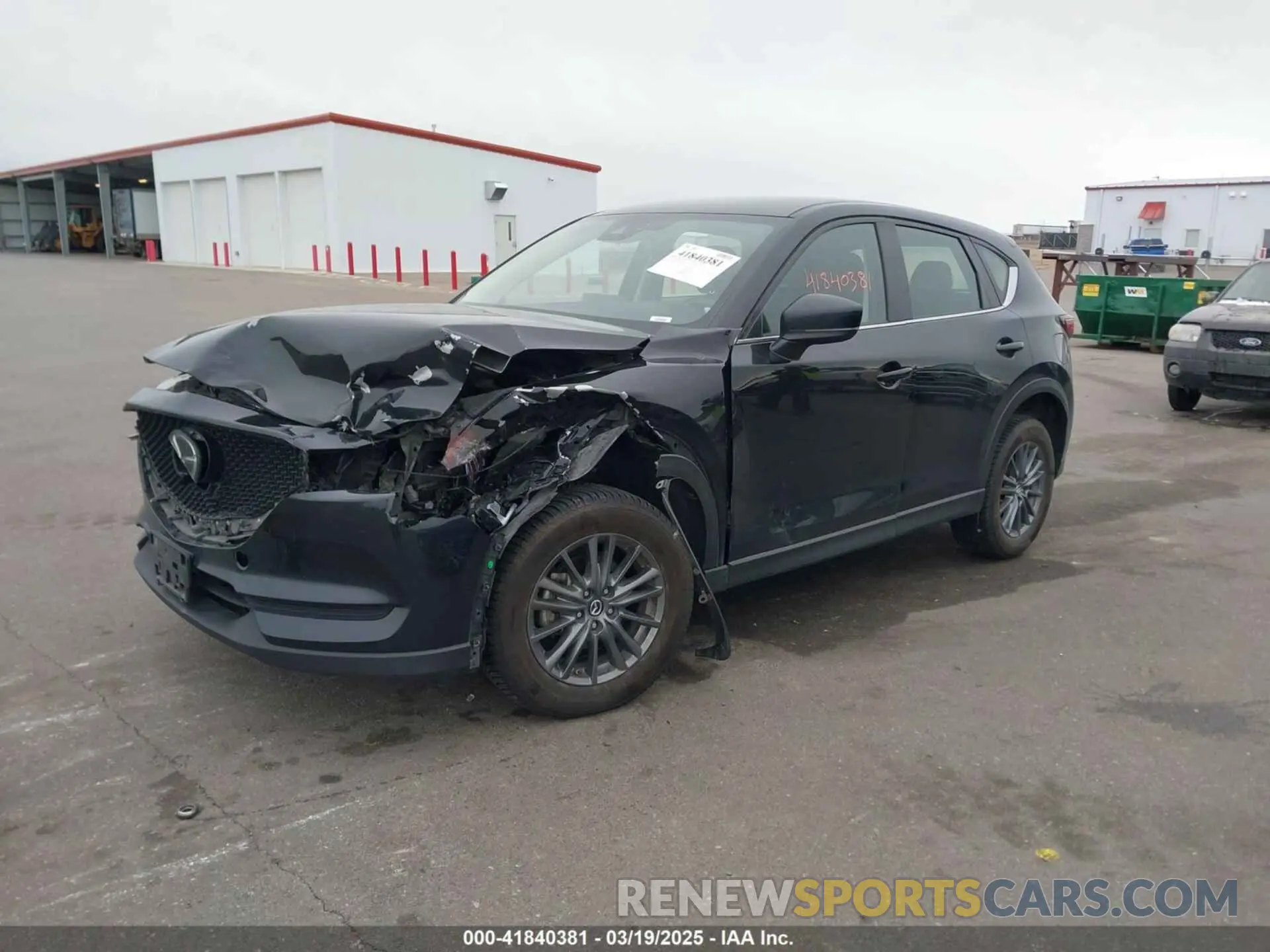 2 fotografías del automóvil dañado JM3KFBBM9M0409422 MAZDA CX-5 2021