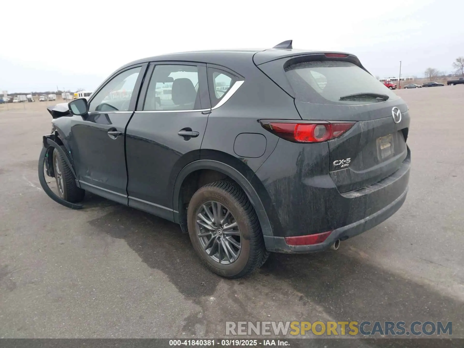 3 fotografías del automóvil dañado JM3KFBBM9M0409422 MAZDA CX-5 2021