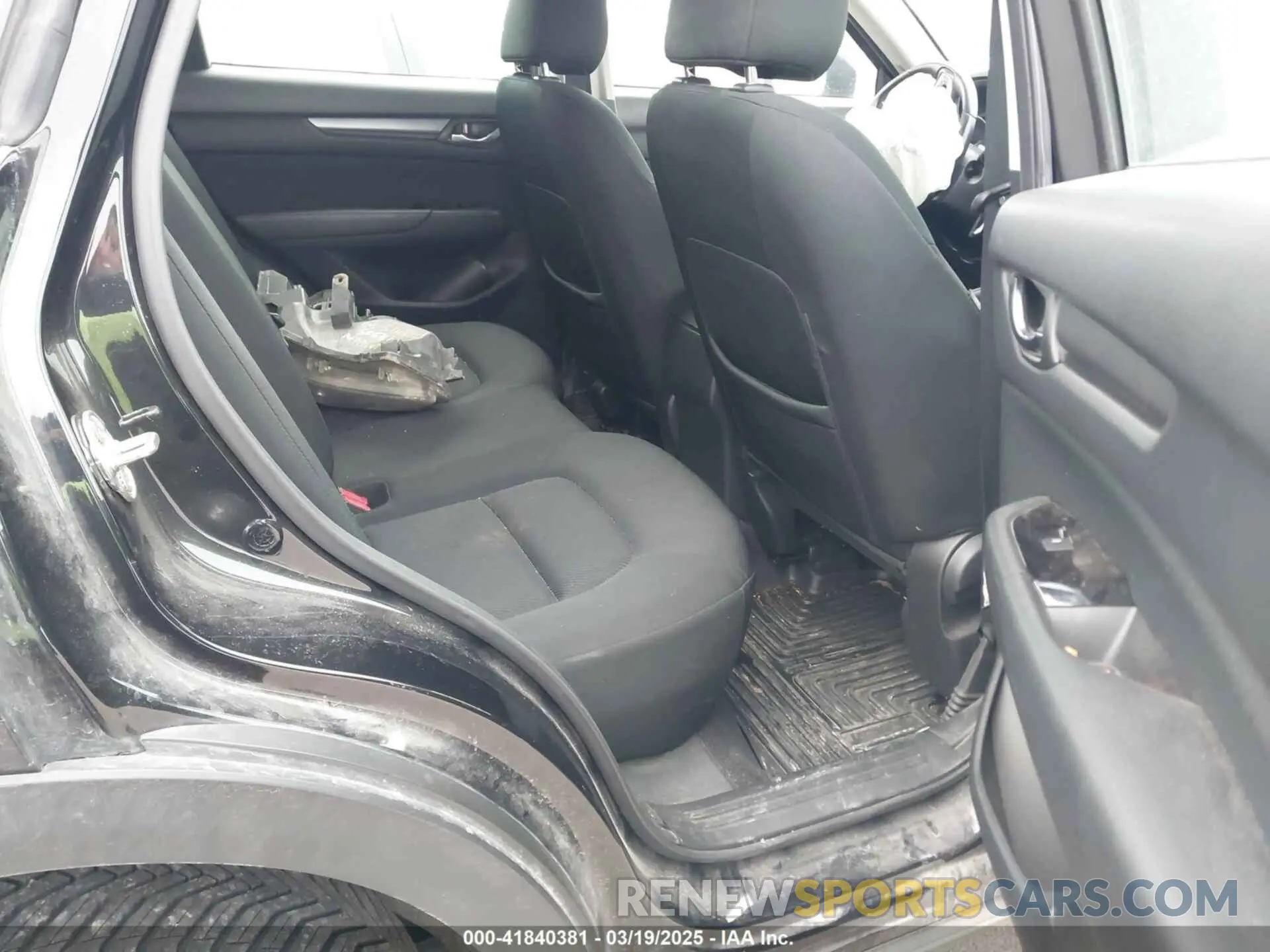 8 fotografías del automóvil dañado JM3KFBBM9M0409422 MAZDA CX-5 2021