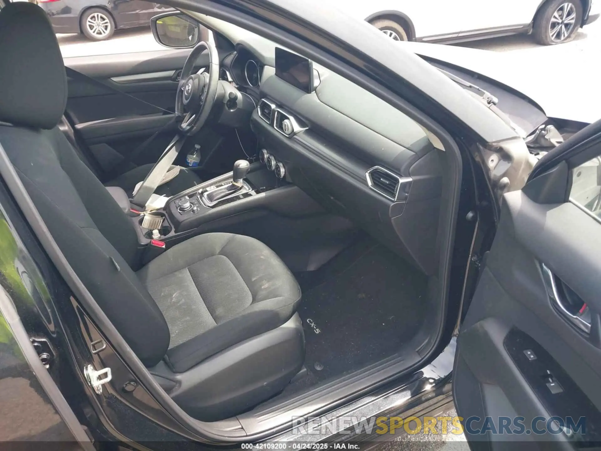 5 fotografías del automóvil dañado JM3KFBBMXM1332974 MAZDA CX-5 2021