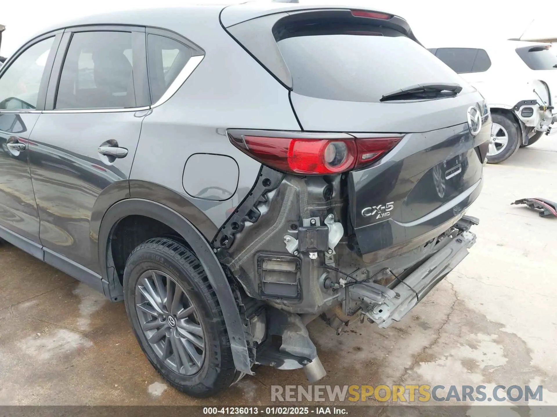 18 fotografías del automóvil dañado JM3KFBCM0M0342210 MAZDA CX-5 2021