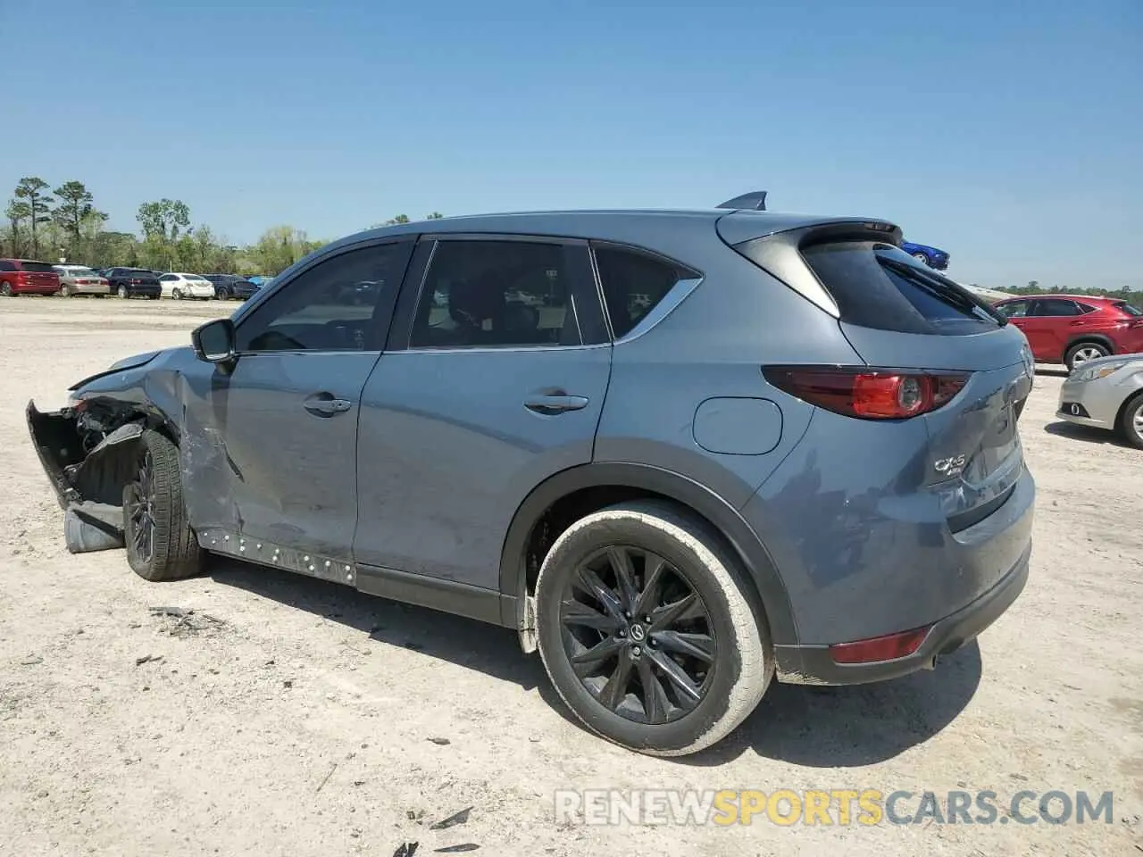 2 fotografías del automóvil dañado JM3KFBCM0M0482466 MAZDA CX-5 2021