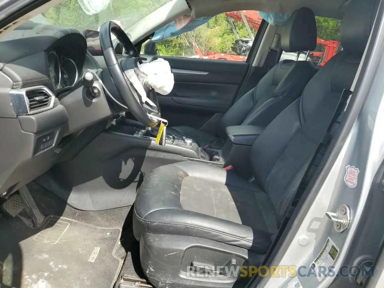 7 fotografías del automóvil dañado JM3KFBCM1M0343804 MAZDA CX-5 2021