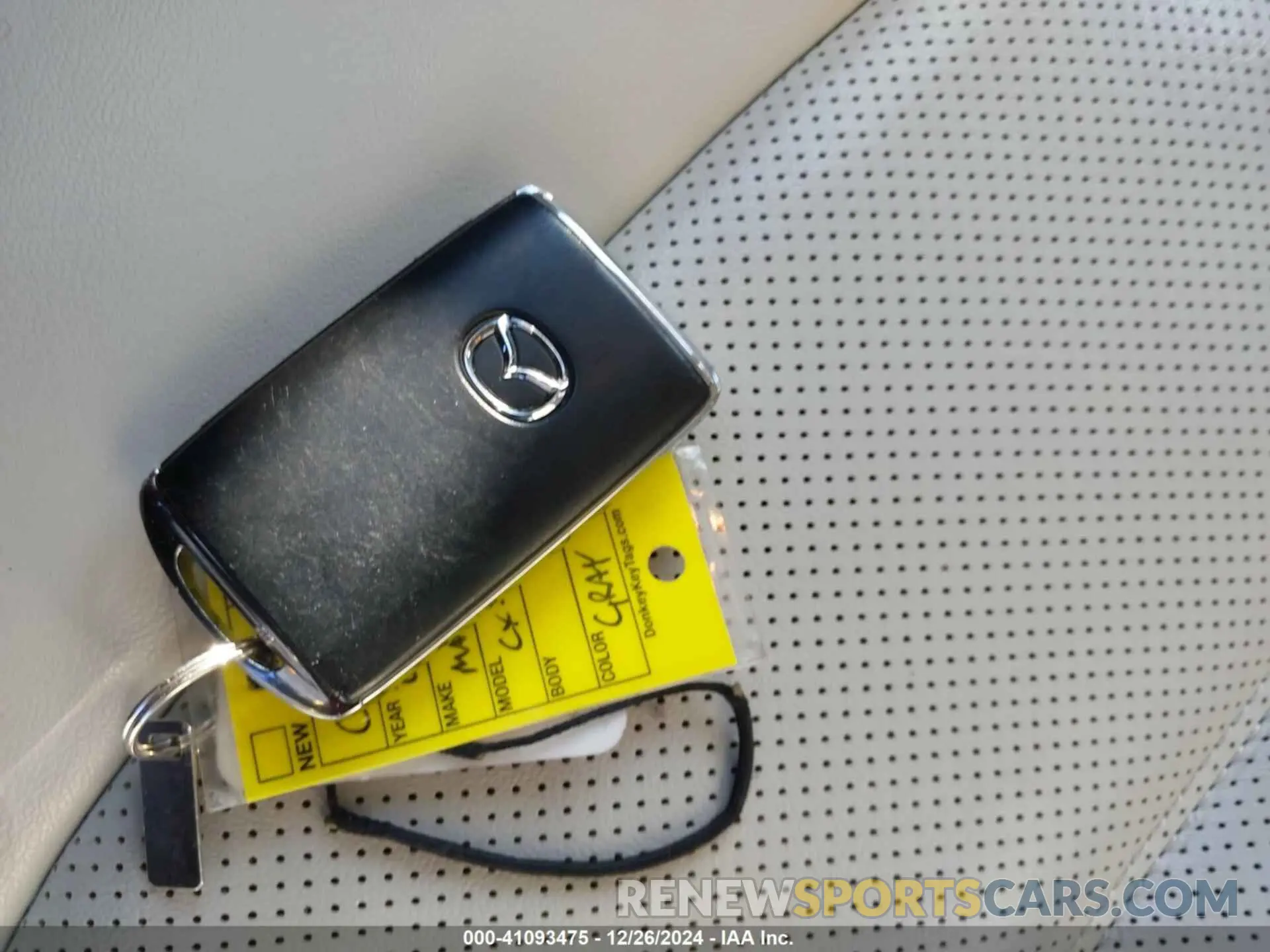 11 fotografías del automóvil dañado JM3KFBCM1M0493766 MAZDA CX-5 2021