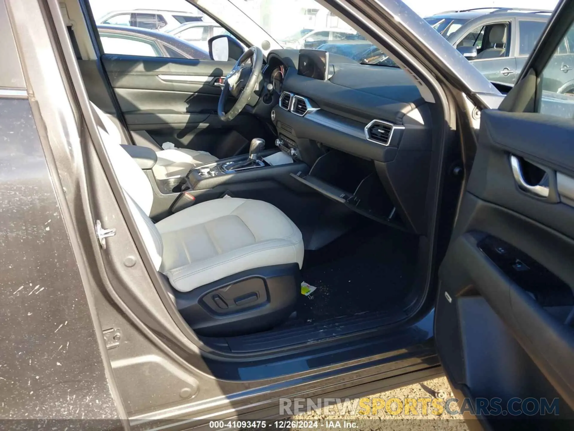 5 fotografías del automóvil dañado JM3KFBCM1M0493766 MAZDA CX-5 2021
