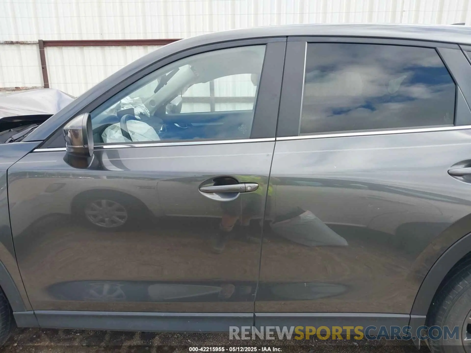 15 fotografías del automóvil dañado JM3KFBCM1M0496957 MAZDA CX-5 2021