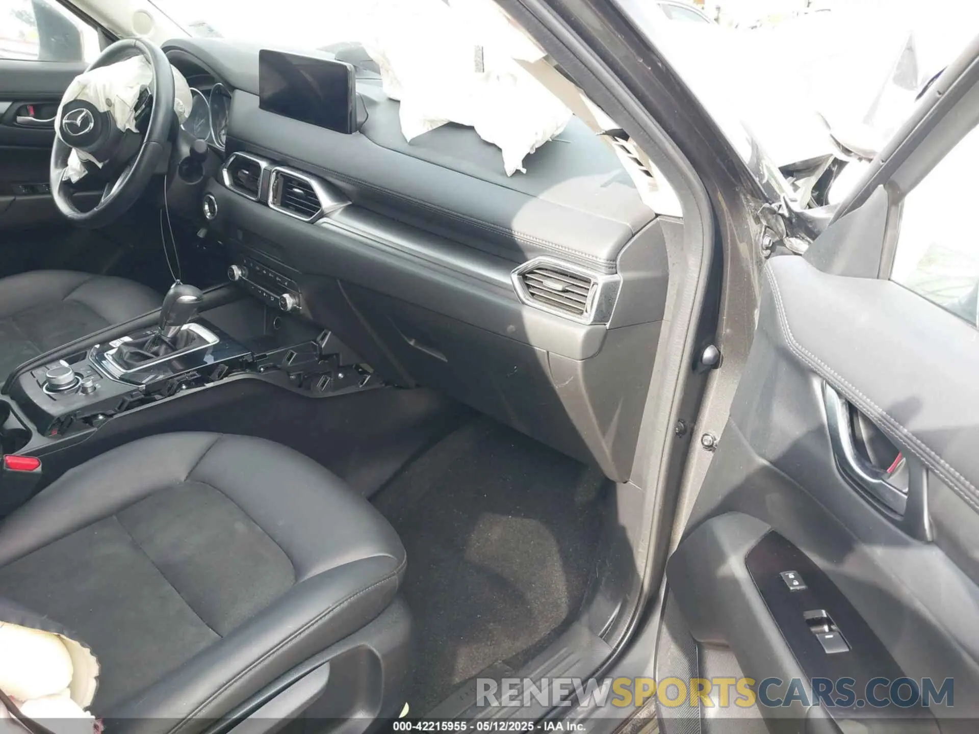 5 fotografías del automóvil dañado JM3KFBCM1M0496957 MAZDA CX-5 2021