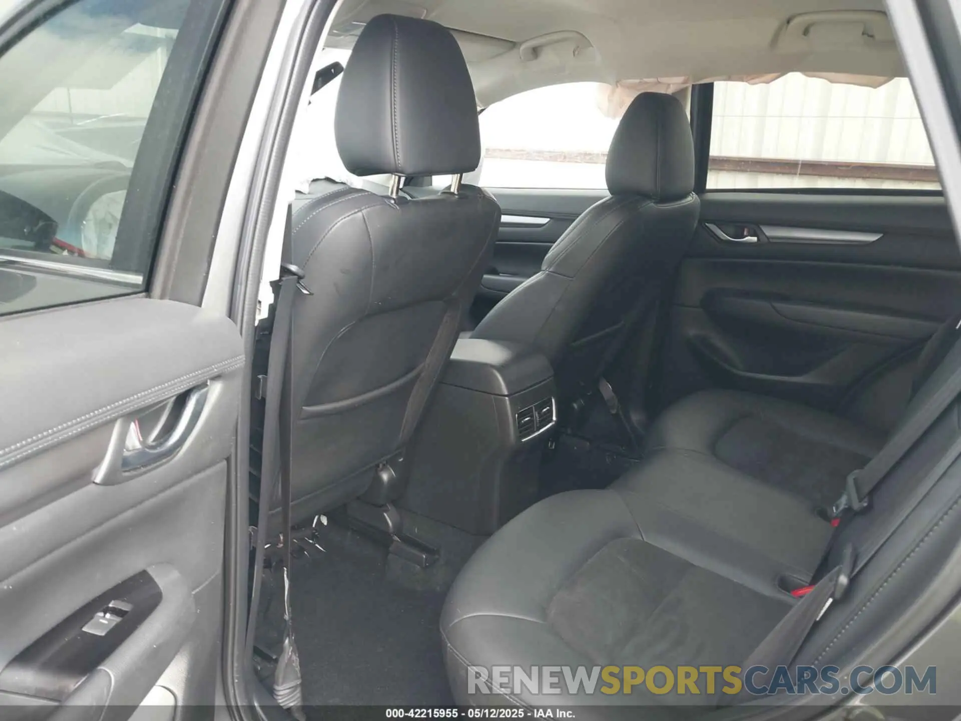 8 fotografías del automóvil dañado JM3KFBCM1M0496957 MAZDA CX-5 2021