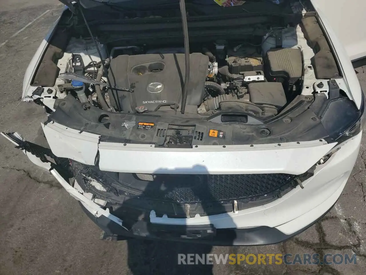 13 fotografías del automóvil dañado JM3KFBCM1M1491946 MAZDA CX-5 2021
