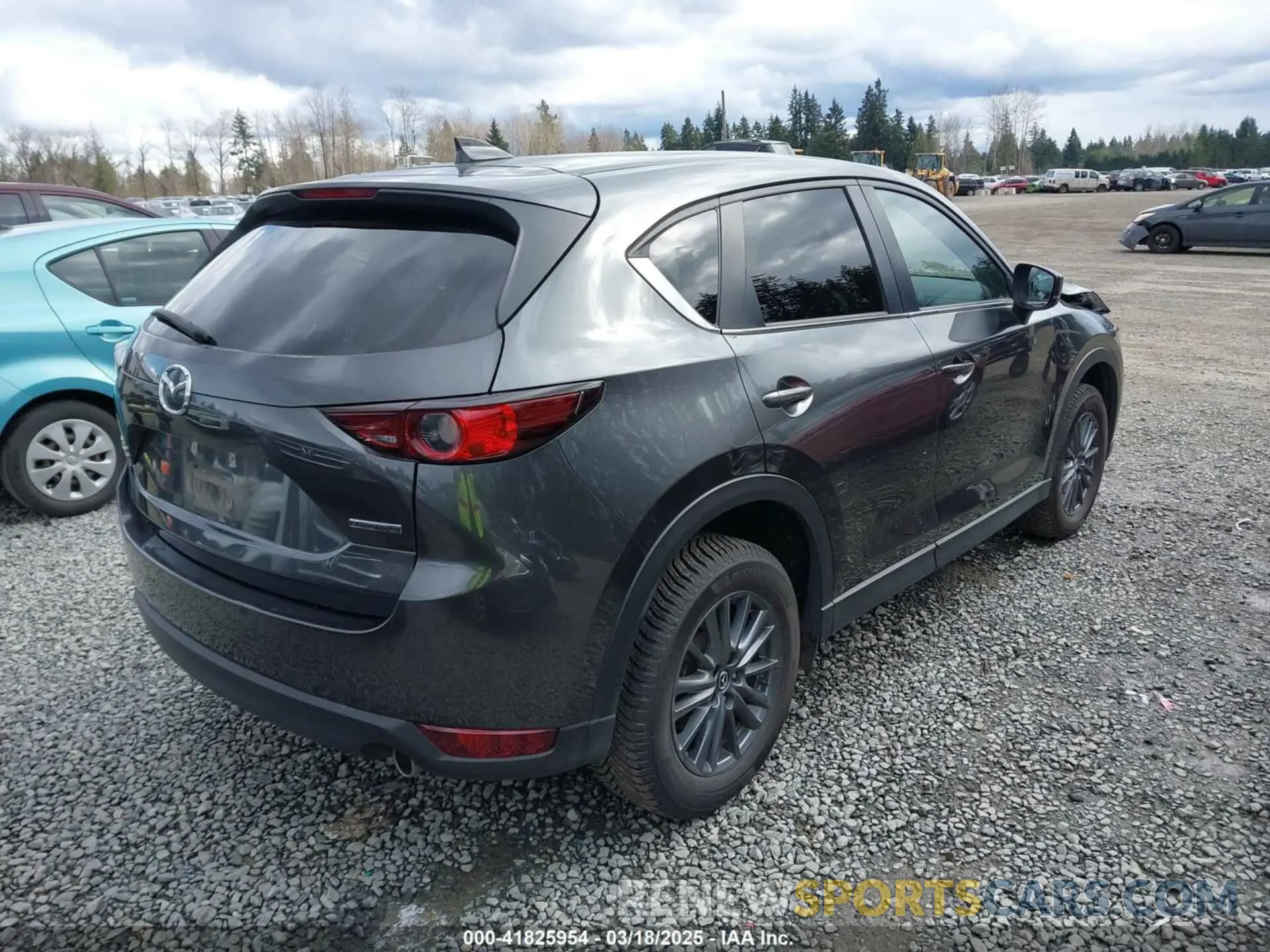 4 fotografías del automóvil dañado JM3KFBCM2M0484011 MAZDA CX-5 2021