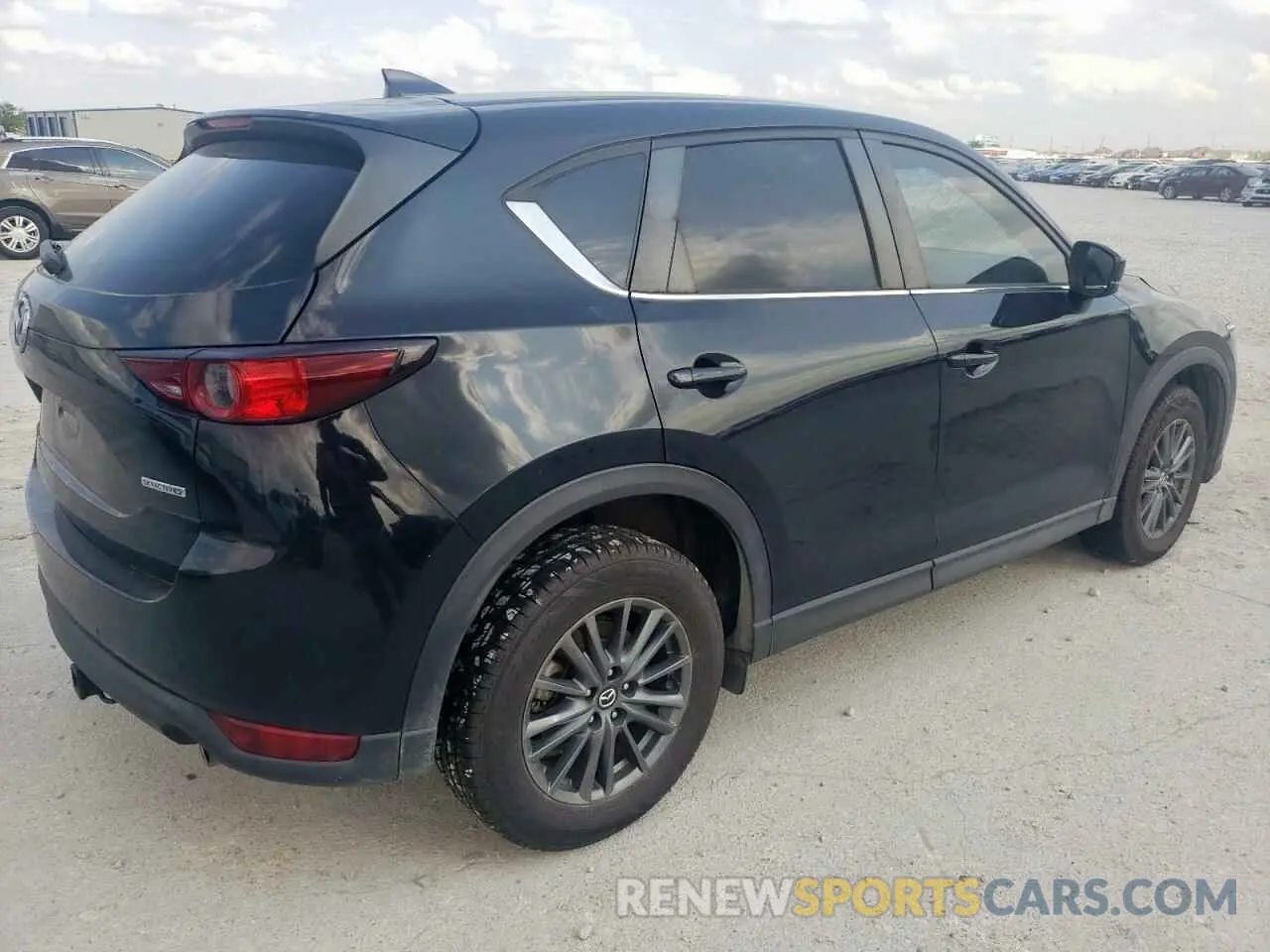 3 fotografías del automóvil dañado JM3KFBCM2M1499585 MAZDA CX-5 2021