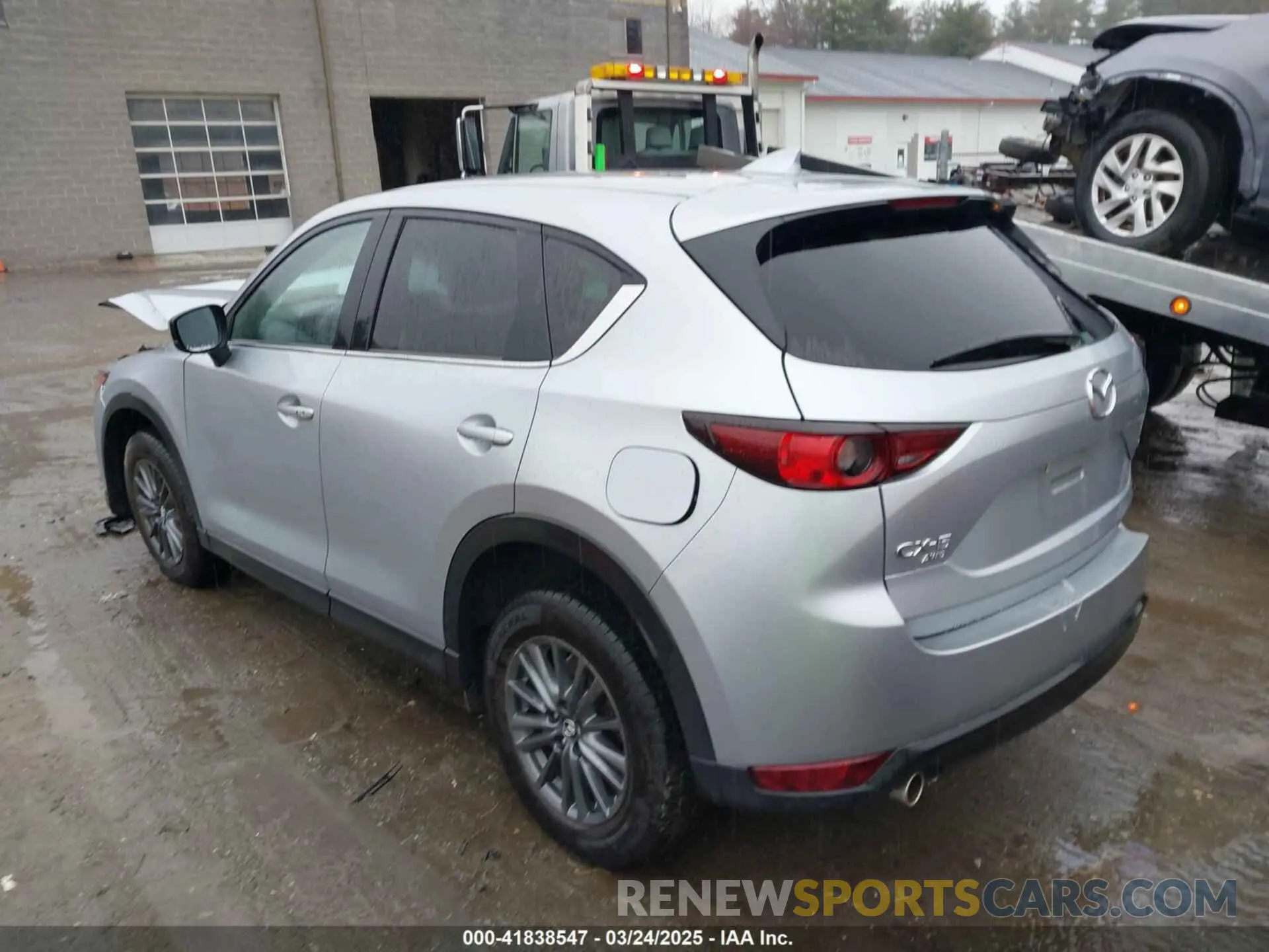 3 fotografías del automóvil dañado JM3KFBCM3M0301019 MAZDA CX-5 2021