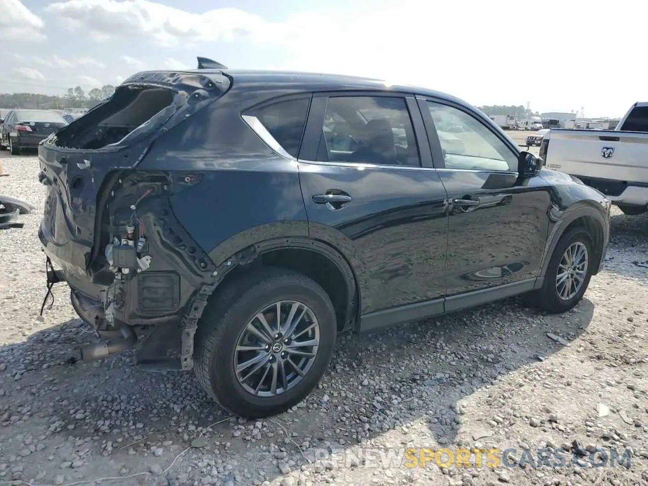 3 fotografías del automóvil dañado JM3KFBCM3M0339737 MAZDA CX-5 2021
