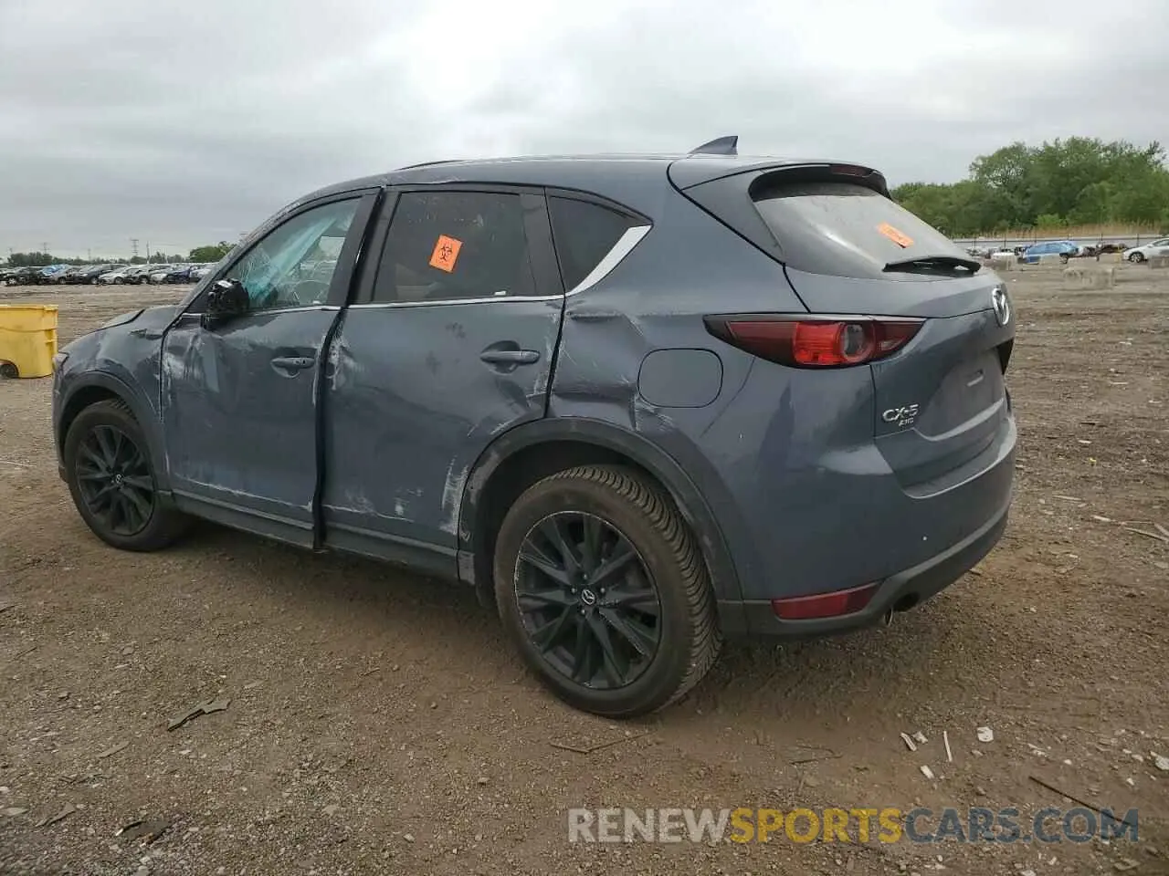 2 fotografías del automóvil dañado JM3KFBCM3M0368395 MAZDA CX-5 2021