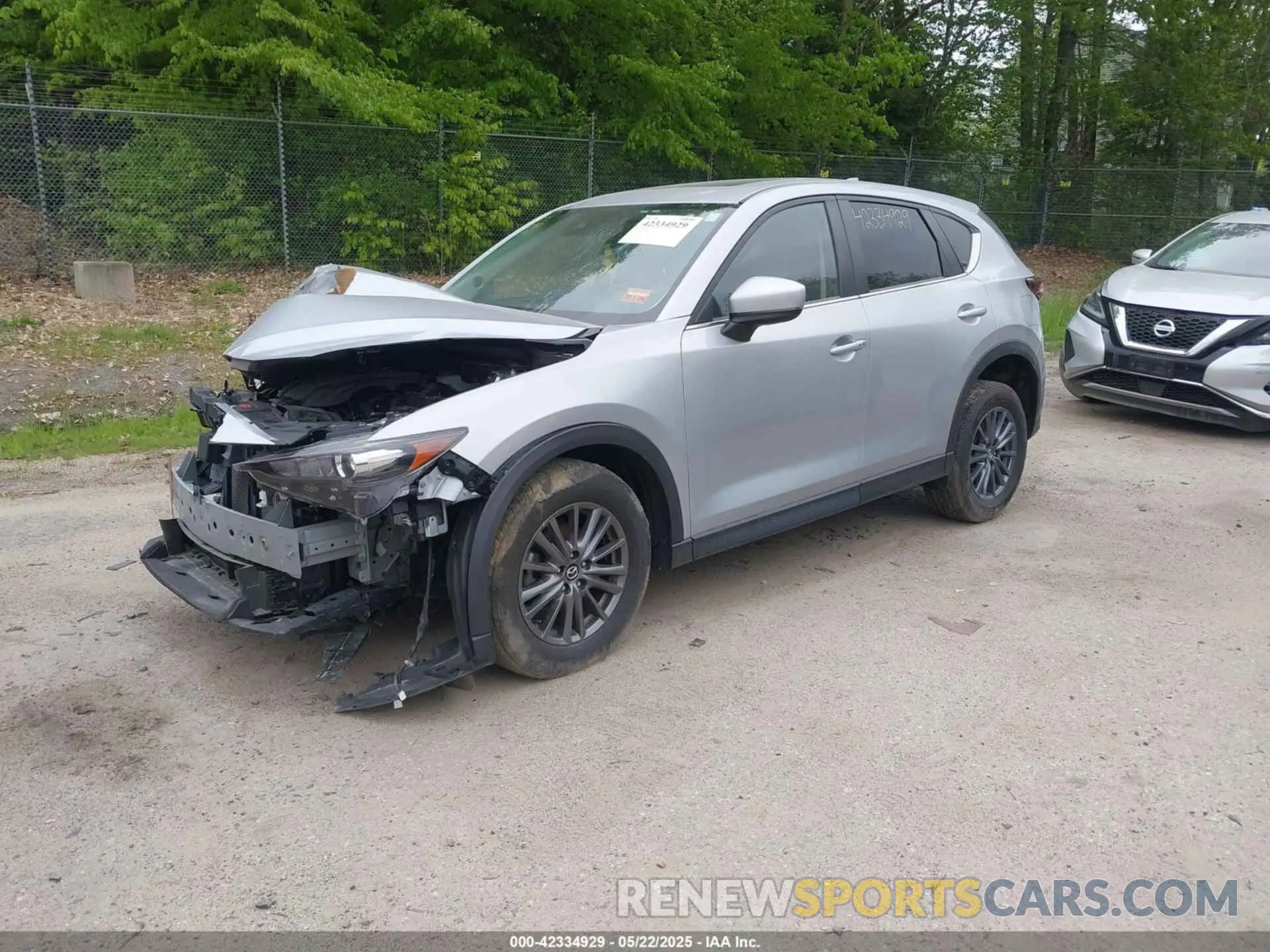 2 fotografías del automóvil dañado JM3KFBCM3M1314881 MAZDA CX-5 2021