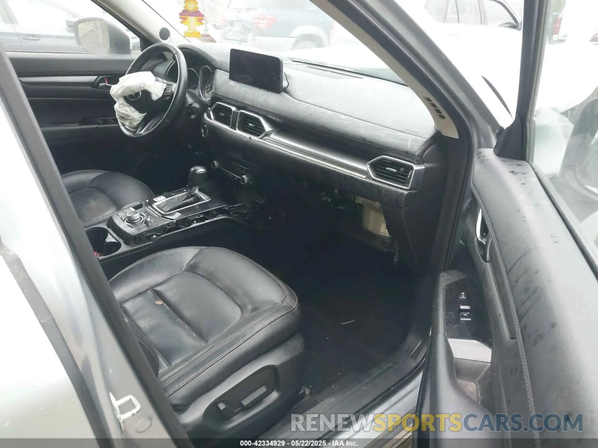5 fotografías del automóvil dañado JM3KFBCM3M1314881 MAZDA CX-5 2021