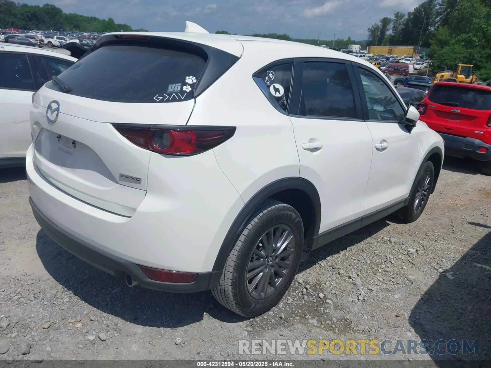 4 fotografías del automóvil dañado JM3KFBCM3M1363742 MAZDA CX-5 2021
