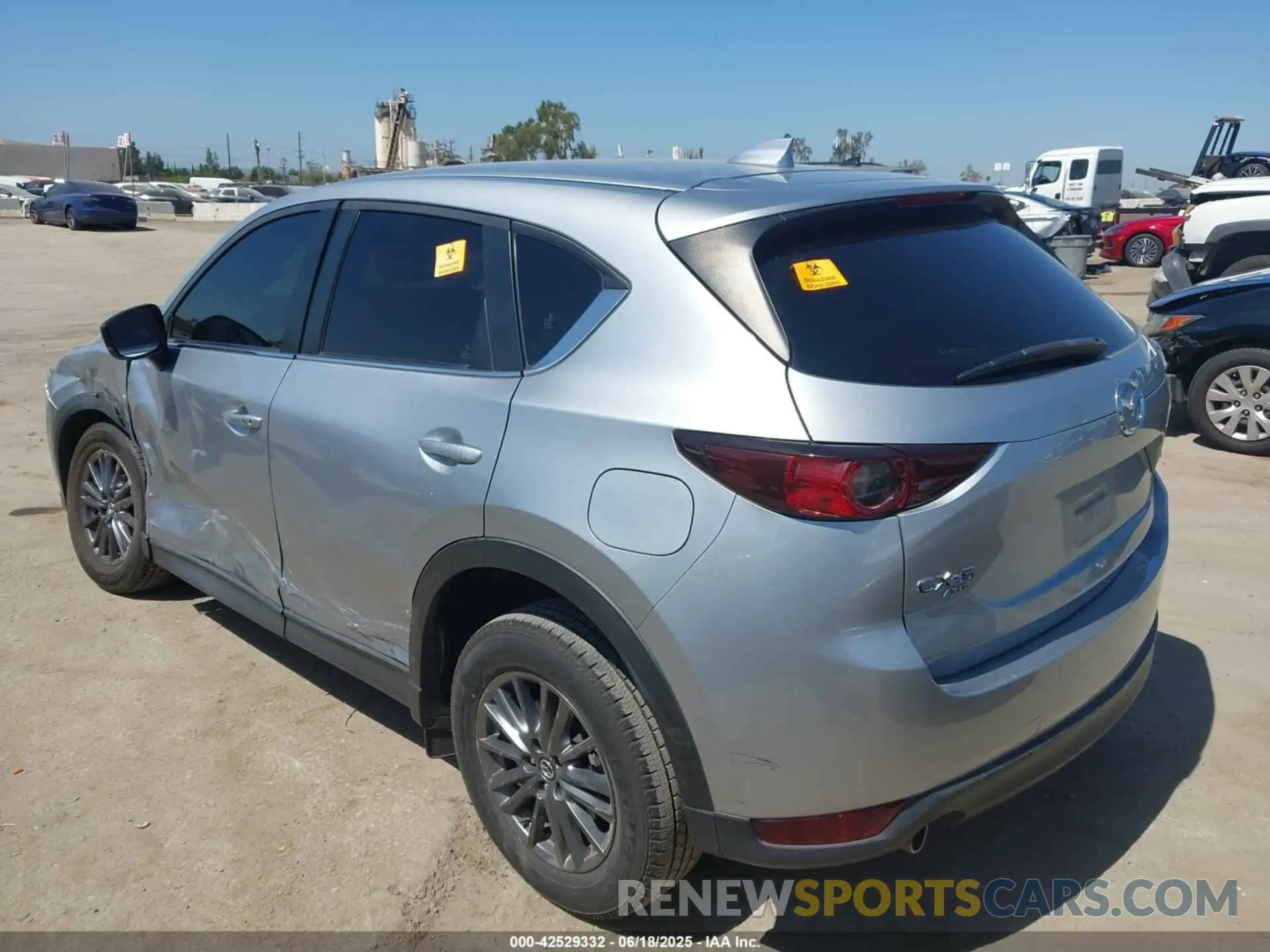 3 fotografías del automóvil dañado JM3KFBCM4M0340380 MAZDA CX-5 2021