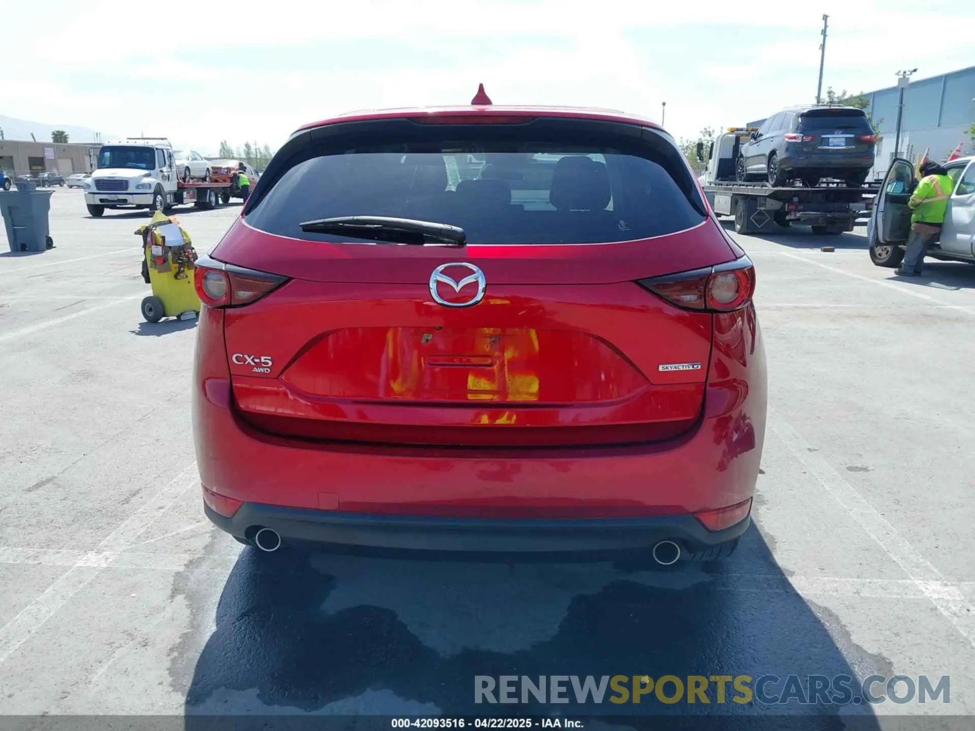 16 fotografías del automóvil dañado JM3KFBCM4M0449664 MAZDA CX-5 2021