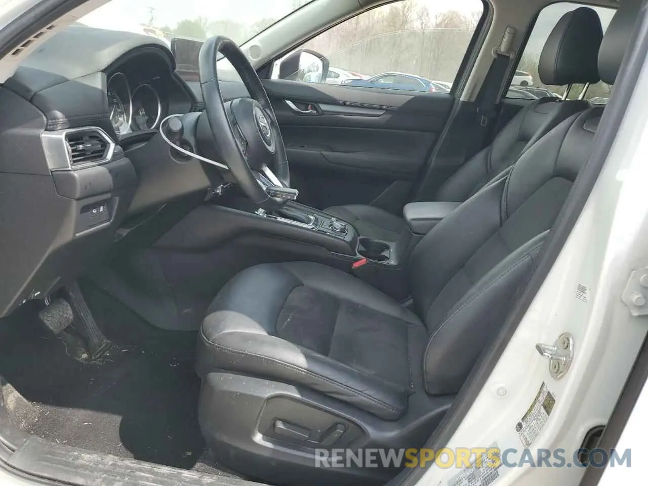 7 fotografías del automóvil dañado JM3KFBCM4M0486469 MAZDA CX-5 2021