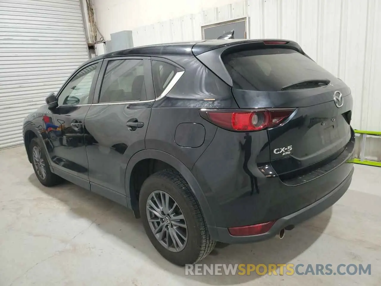 2 fotografías del automóvil dañado JM3KFBCM5M0343577 MAZDA CX-5 2021