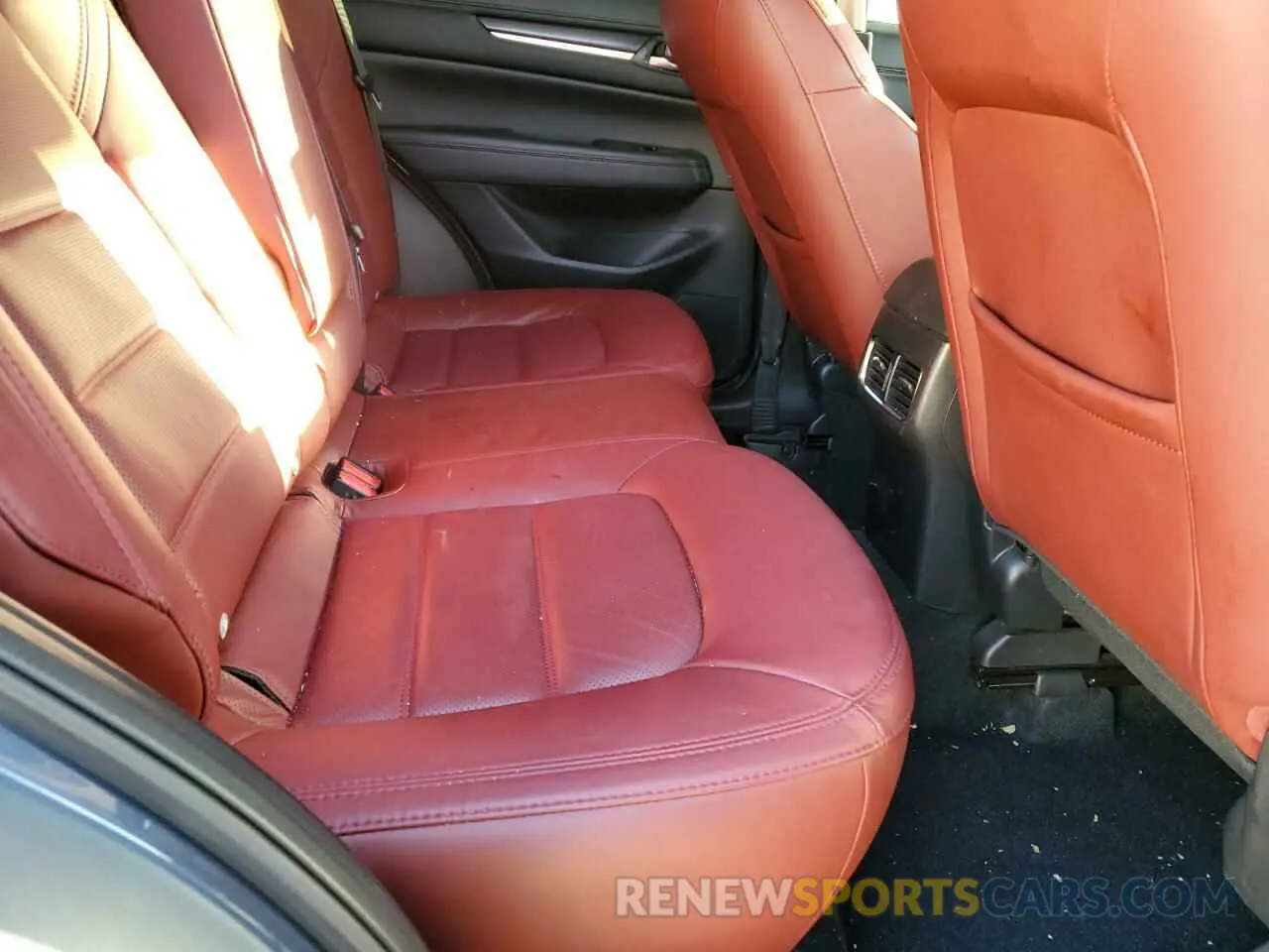10 fotografías del automóvil dañado JM3KFBCM5M0396053 MAZDA CX-5 2021
