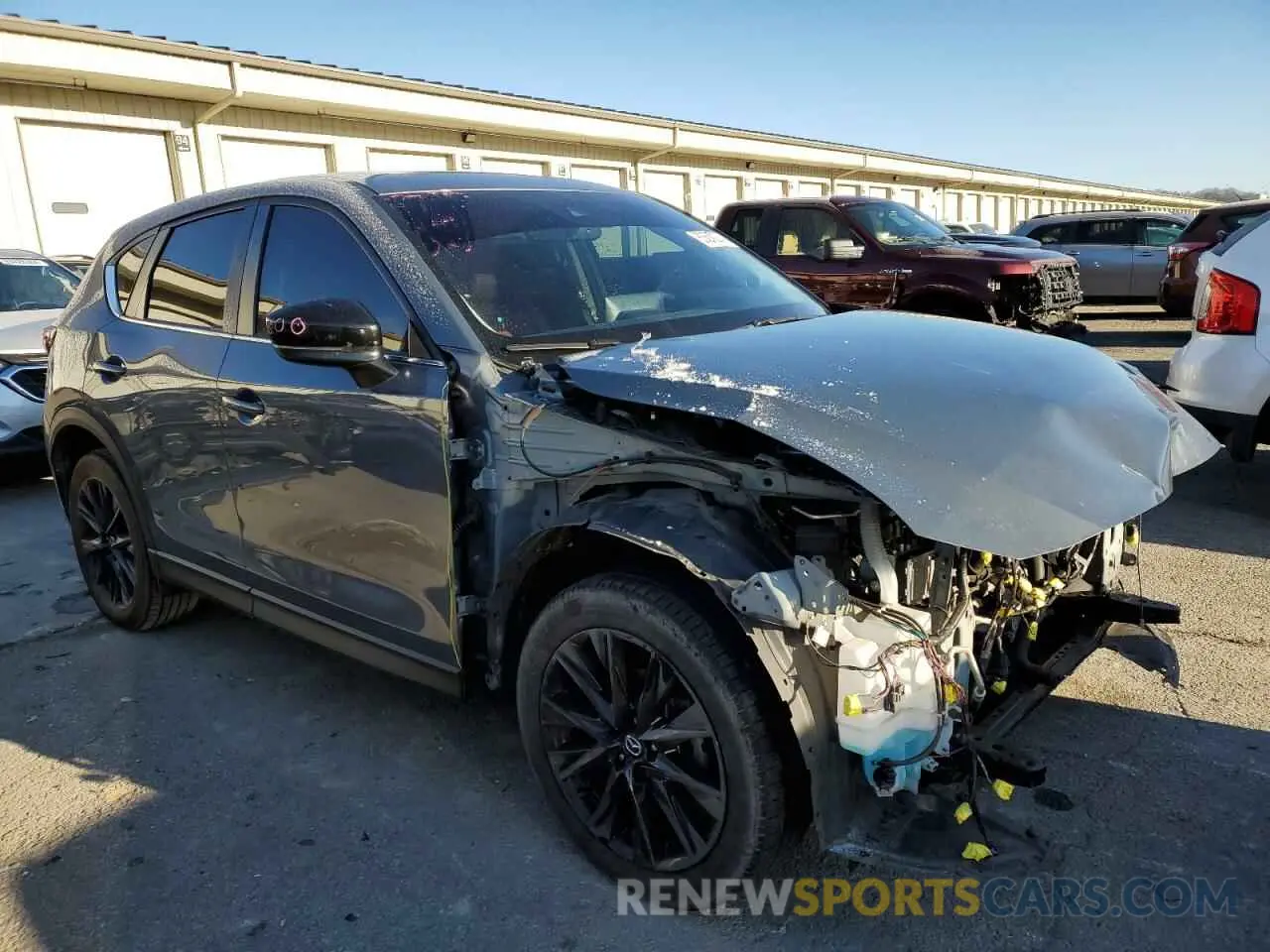4 fotografías del automóvil dañado JM3KFBCM5M0396053 MAZDA CX-5 2021