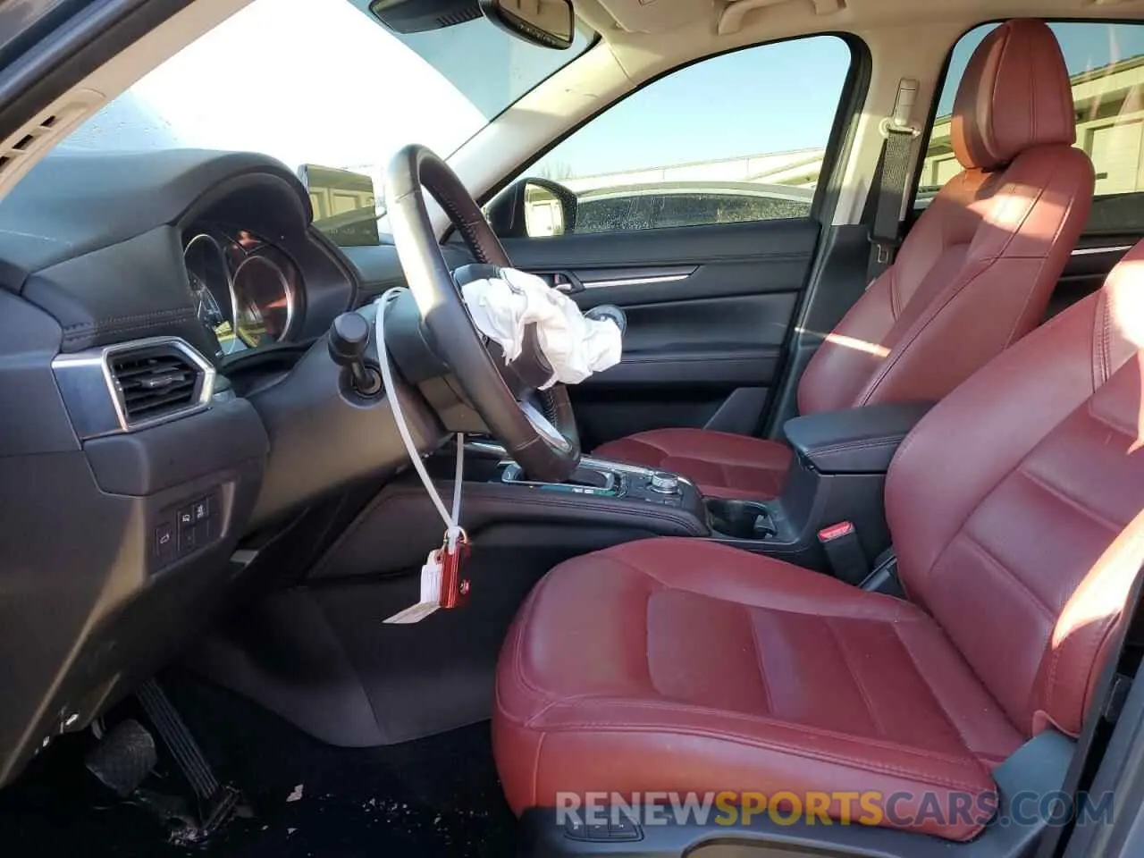 7 fotografías del automóvil dañado JM3KFBCM5M0396053 MAZDA CX-5 2021