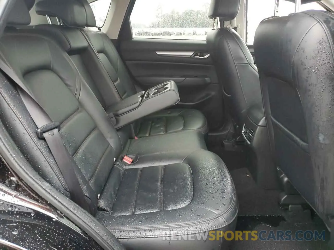 11 fotografías del automóvil dañado JM3KFBCM5M1408115 MAZDA CX-5 2021